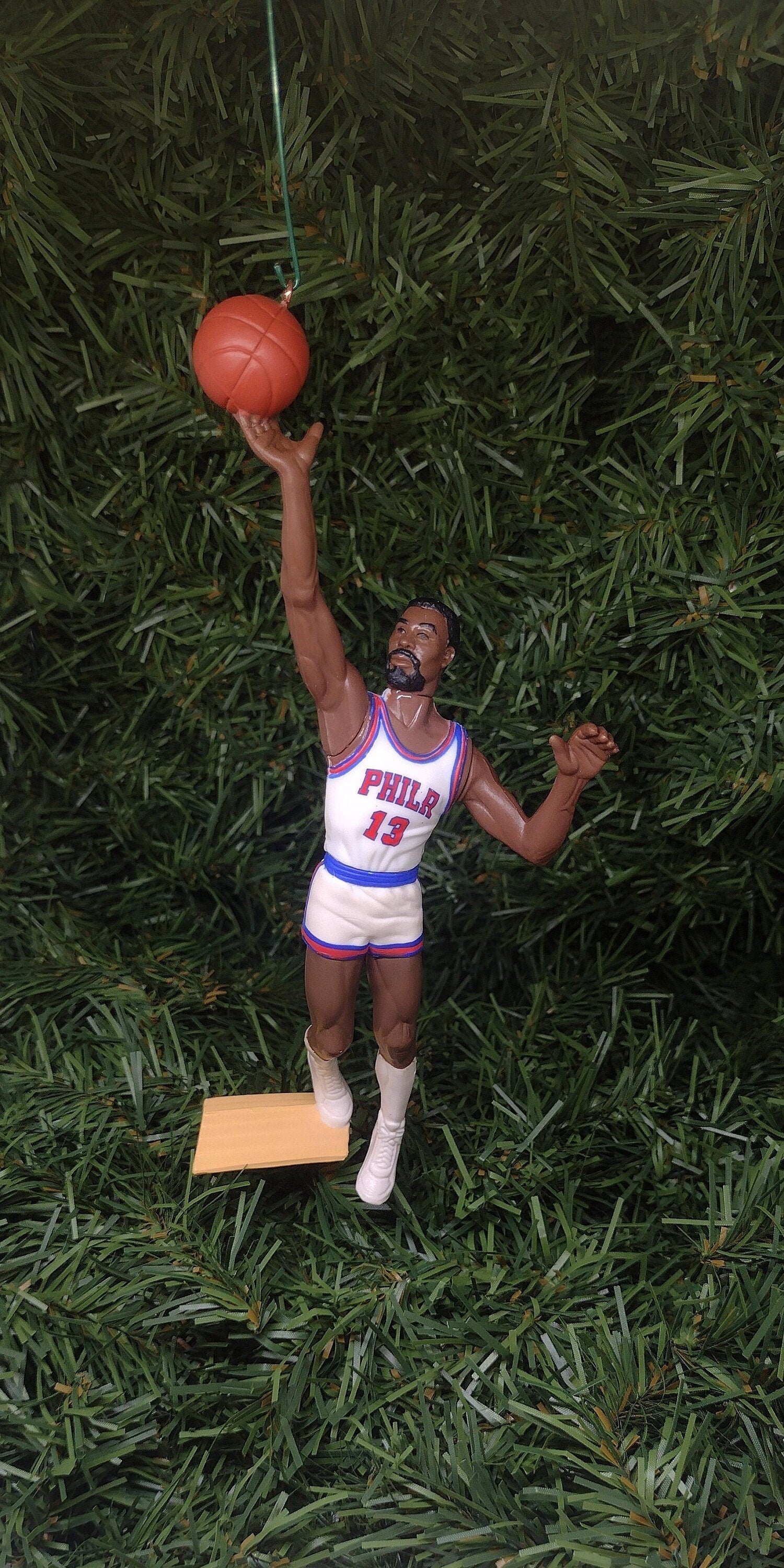 Wilt Chamberlain PHILADELPHIA 76ers ornament Christmas tree decoration unique Xmas gift NBA Finals Champion