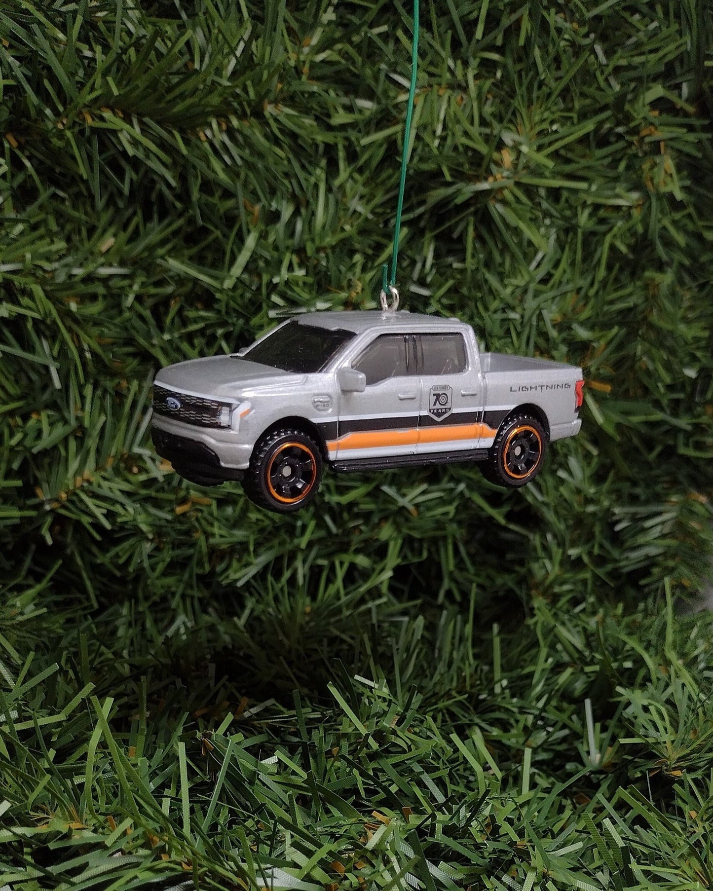 Ford F-150 Ornament 2022 Lightning Pickup Truck Christmas tree decoration fun automotive gift for car enthusiast or man cave tree