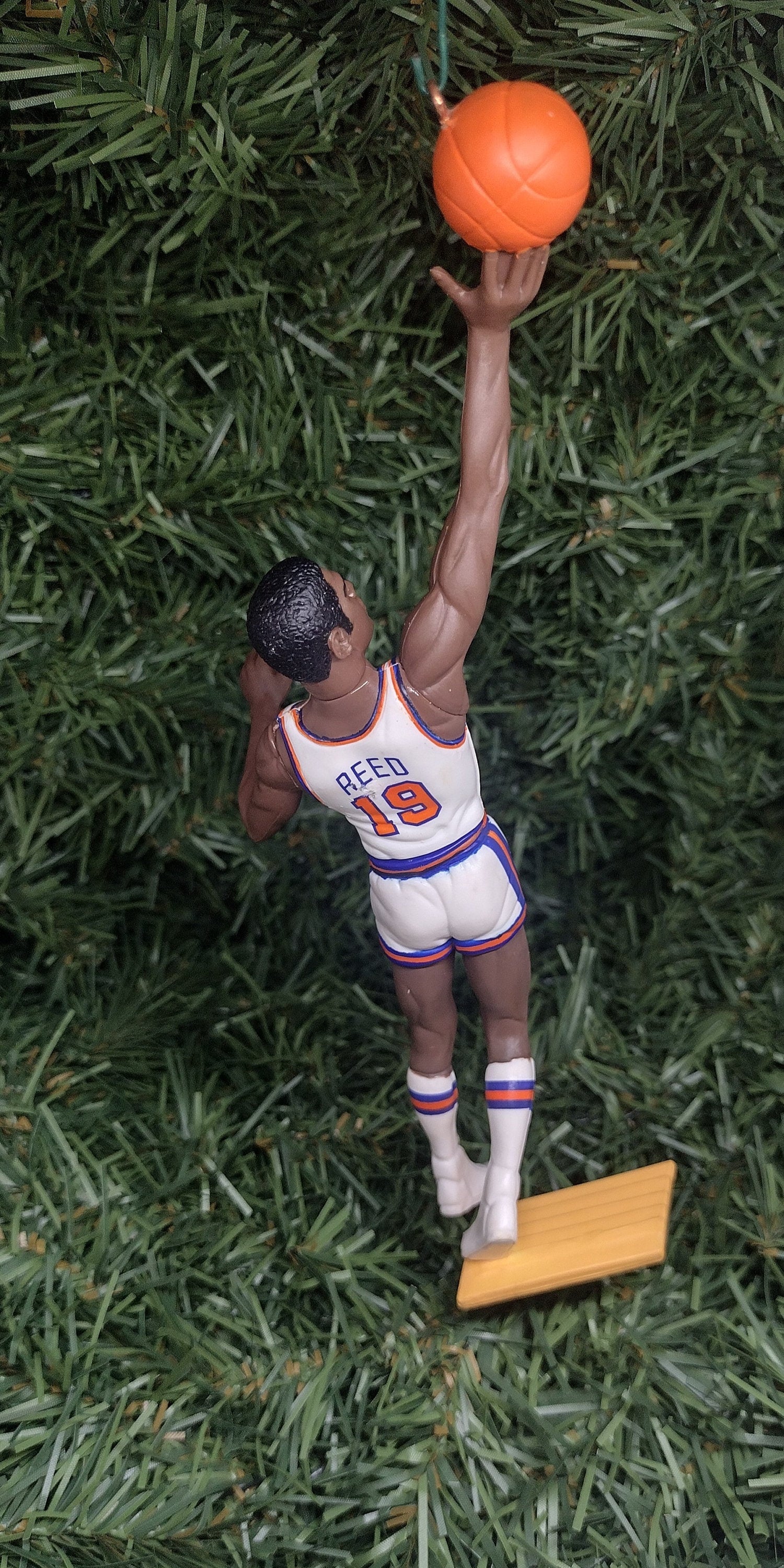 Willis Reed NEW YORK KNICKS Christmas tree ornament xmas nba basketball figure unique gift idea Finals mvp nba champion