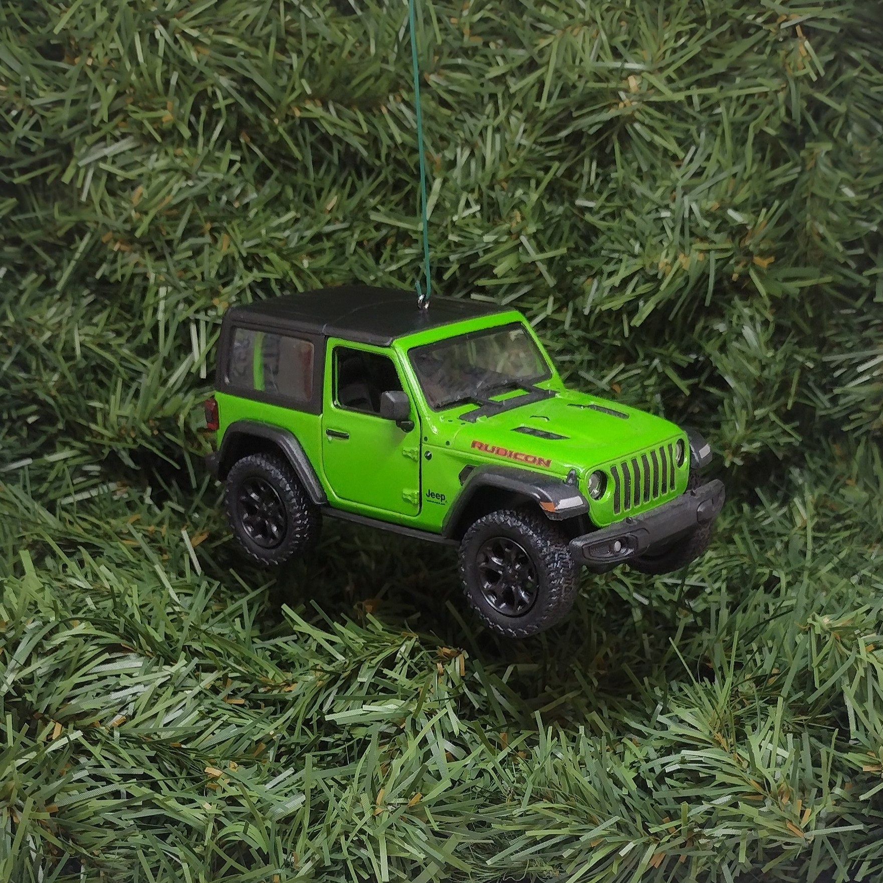 Jeep Wrangler Ornament Christmas Gift Idea Fun Automotive Xmas tree Decoration 5 inches long 2018 green