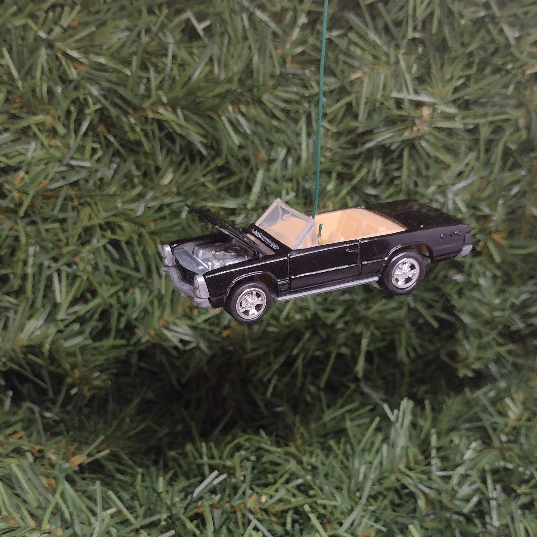 PONTIAC GTO CONVERTIBLE 1965 Ornament Christmas Tree Decoration Unique Automotive Xmas Gift Idea Black Hood Opens