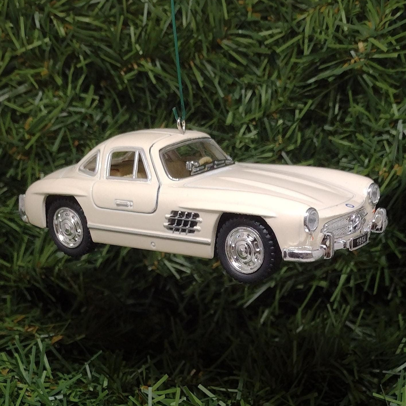 1954 Mercedes-Benz 300 SL Ornament Christmas Tree Decoration Fun Automotive Xmas Gift Idea 5 inch 1955 1956 1957 Eggshell White/Light Cream