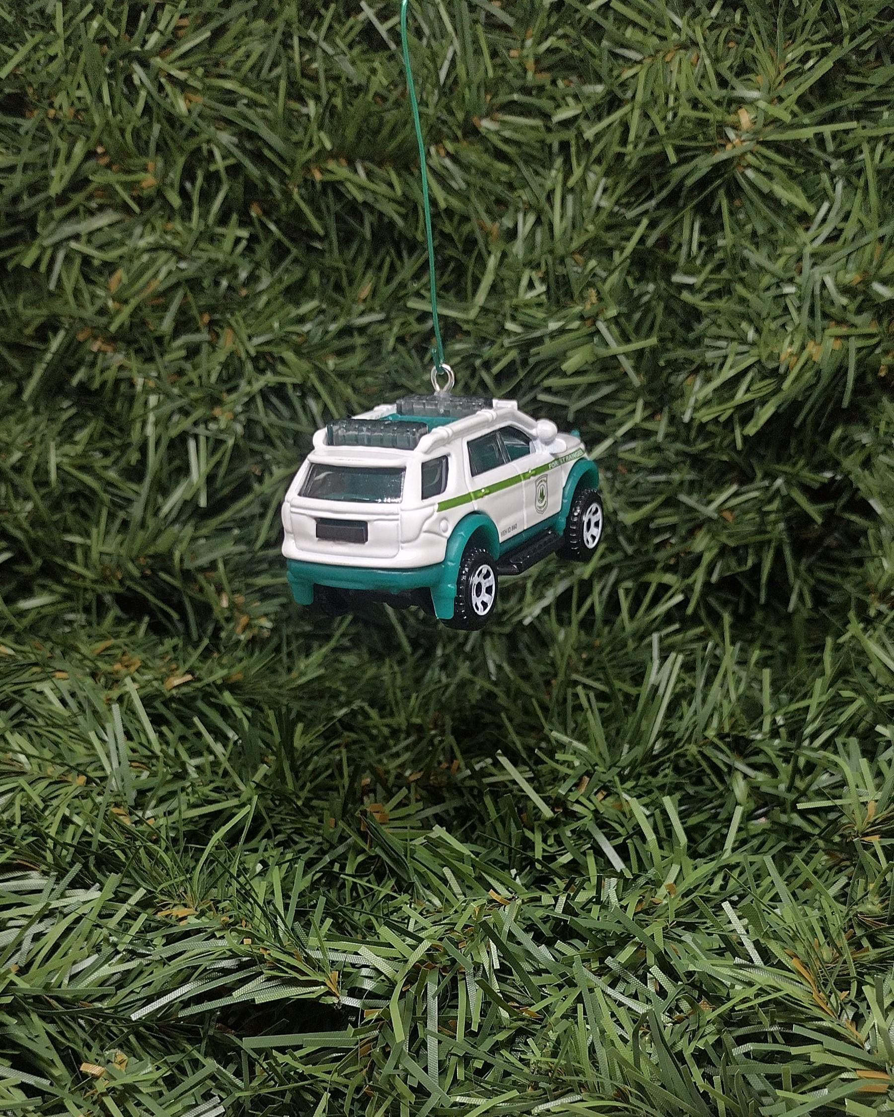 FORD EXPLORER Forest Ranger Ornament Christmas Tree Decoration Unique Gift idea 4x4 suv