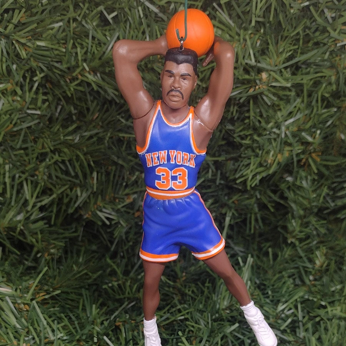 Patrick Ewing NEW YORK KNICKS Christmas Ornament NBA Basketball Figure Unique Gift Idea