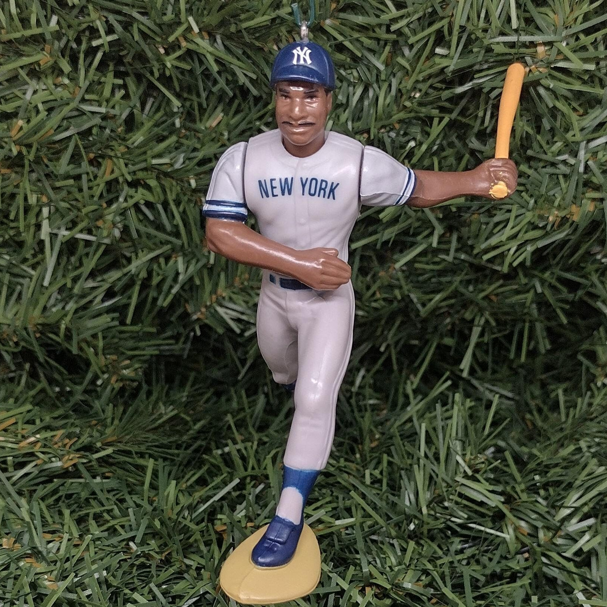 NEW YORK YANKEES Christmas Ornament Dave Winfield Unique Gift Idea Mlb Baseball figure Xmas Tree Decoration