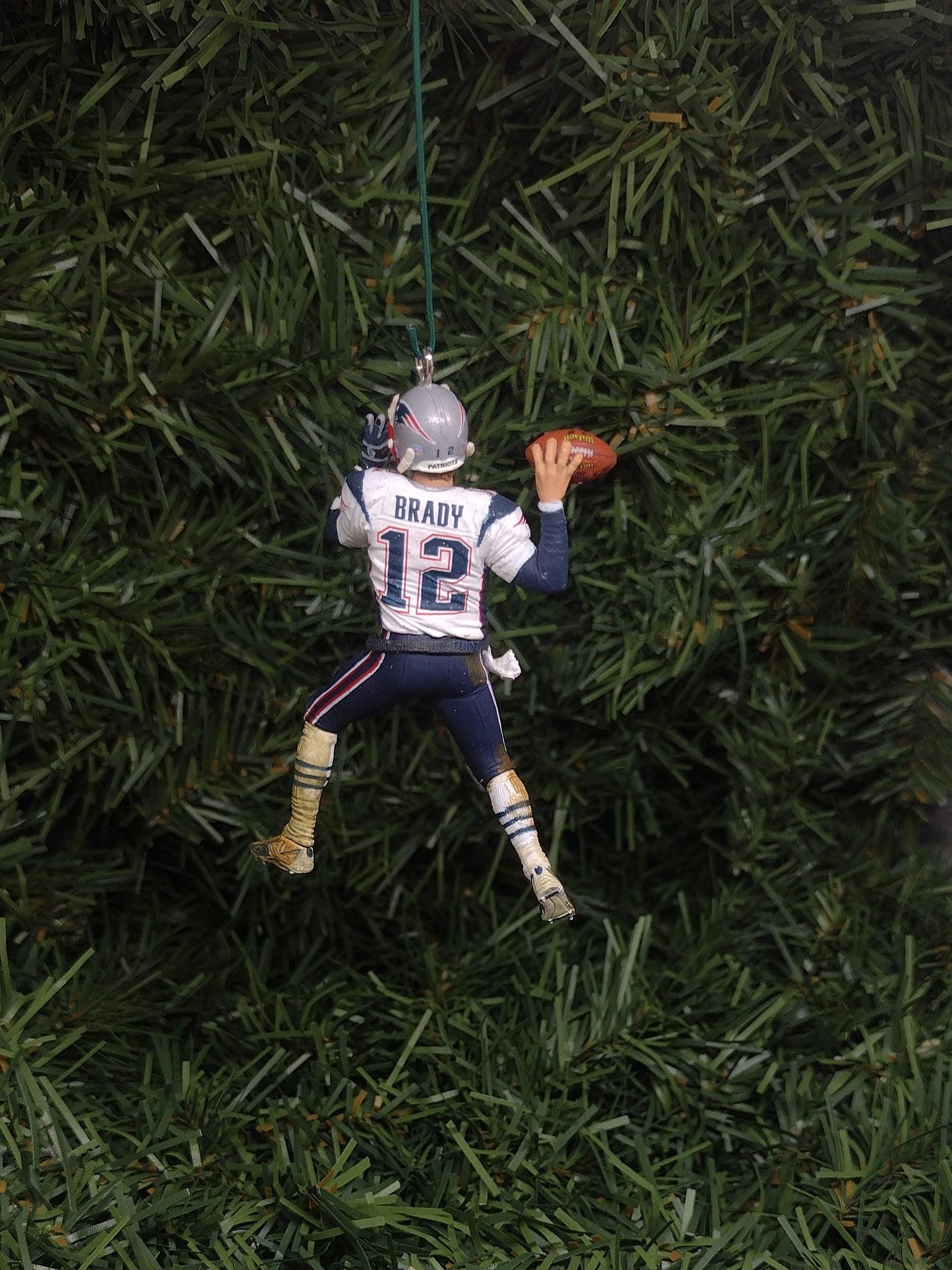 Tom Brady NEW ENGLAND PATRIOTS Christmas ornament Xmas tree nfl football figure unique gift idea