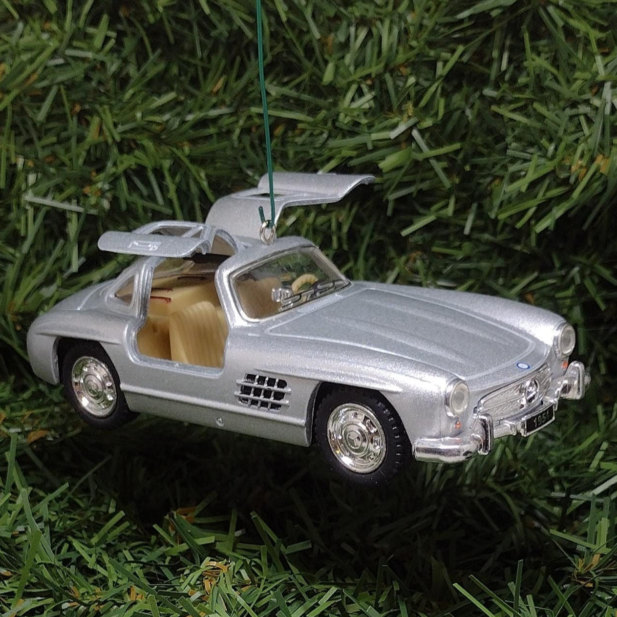 1954 Mercedes-Benz 300 SL Ornament Christmas Tree Decoration Fun Automotive Xmas Gift Idea 5 inch 1955 1956 1957 Silver