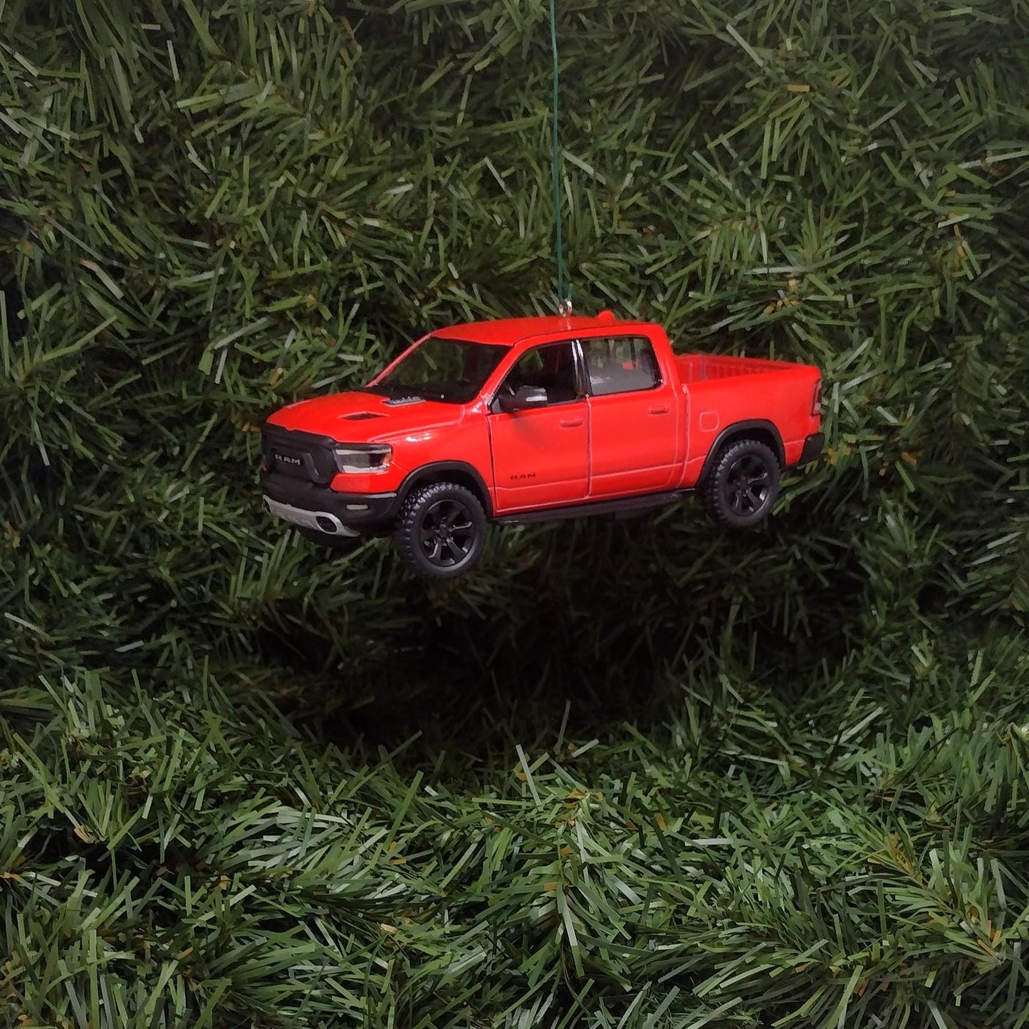 DODGE RAM 1500 Ornament 2019 Christmas Gift Idea Unique Xmas Tree Decoration 4x4 Pickup Truck doors open Red