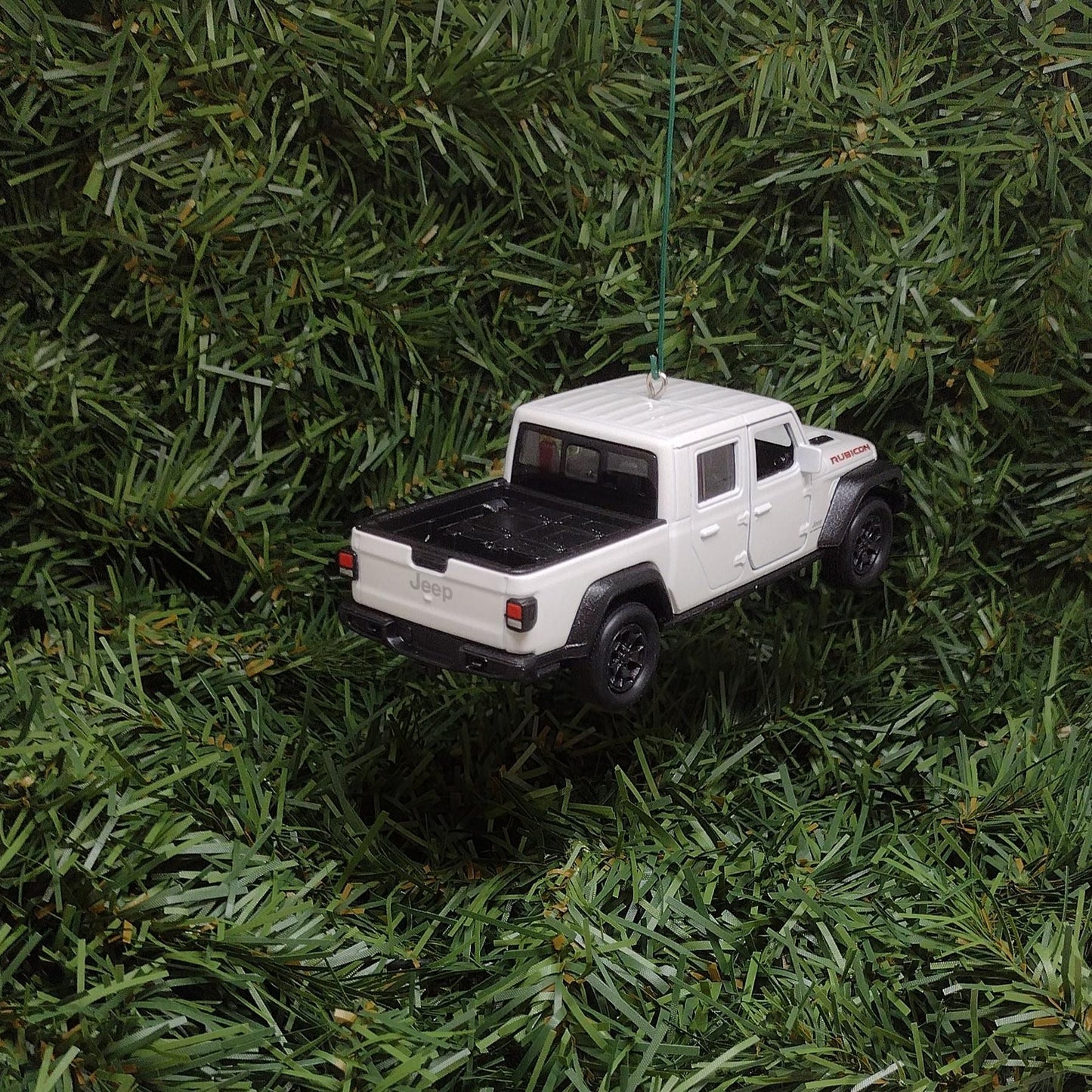 JEEP GLADIATOR Ornament Christmas Gift Idea Fun Automotive Xmas Tree Decoration 5 inch White 2019-2024