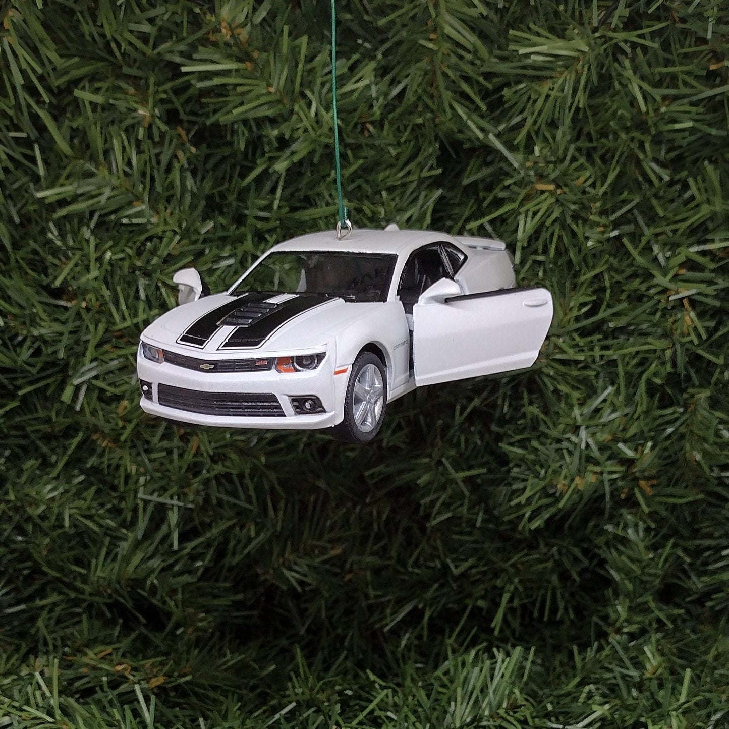 Chevy Camaro Ornament 2014 Christmas Tree Decoration Fun Automotive Xmas Gift Idea 5 inch Chevrolet White