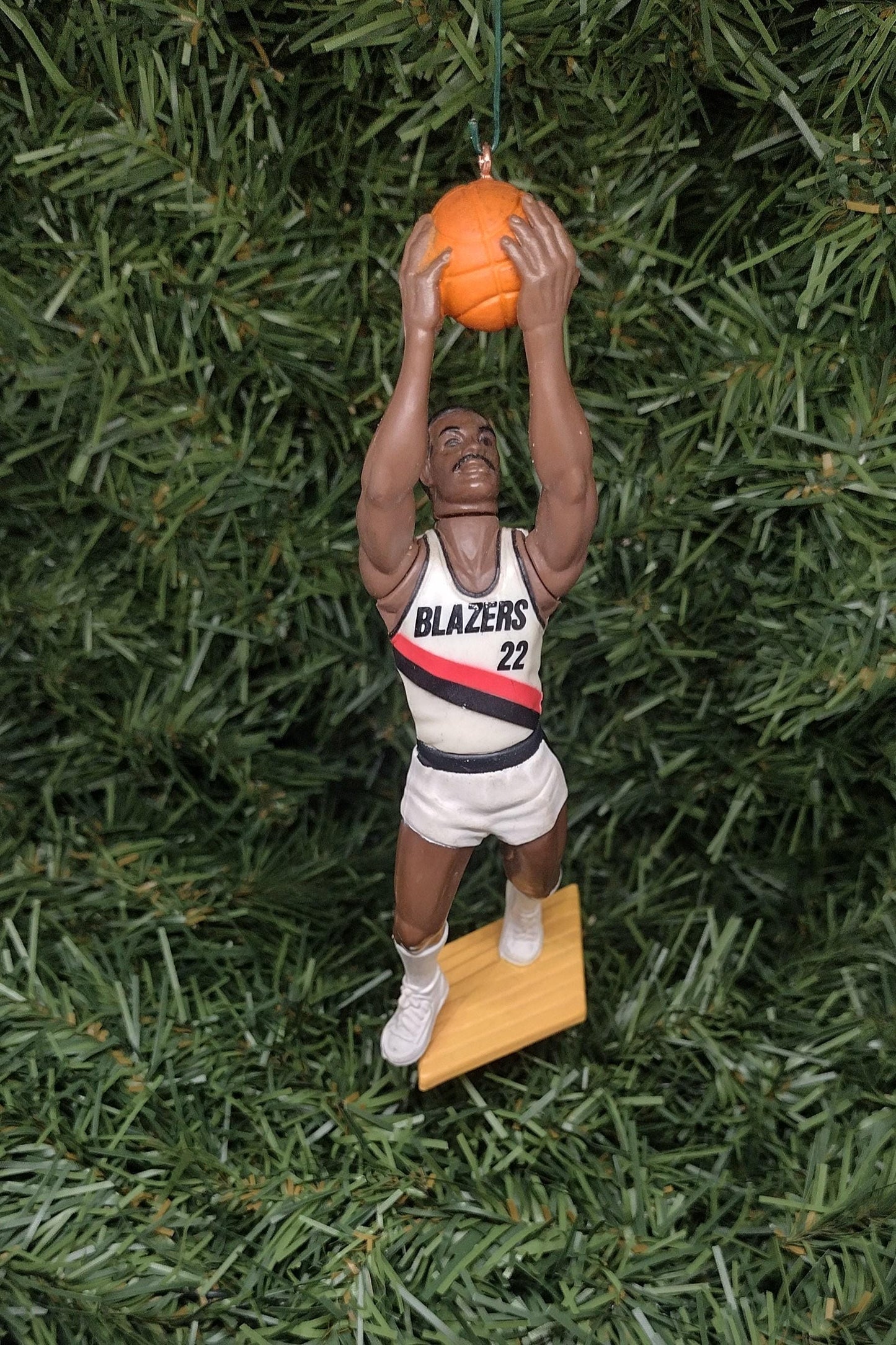 PORTLAND TRAIL BLAZERS Christmas ornament Clyde Drexler/Cliff Robinson xmas tree nba basketball figure unique gift idea