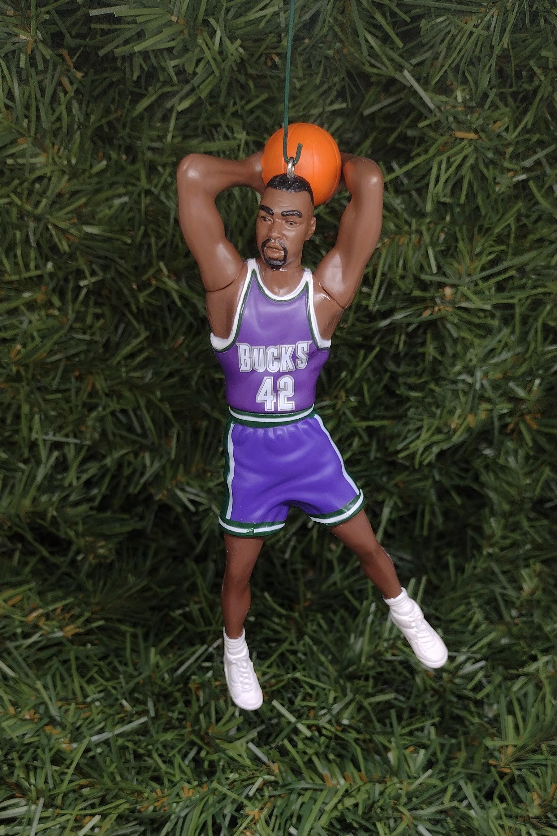 MILWAUKEE BUCKS Christmas ornament Vin Baker/Glenn Robinson xmas tree nba basketball figure unique gift idea Buck ornaments