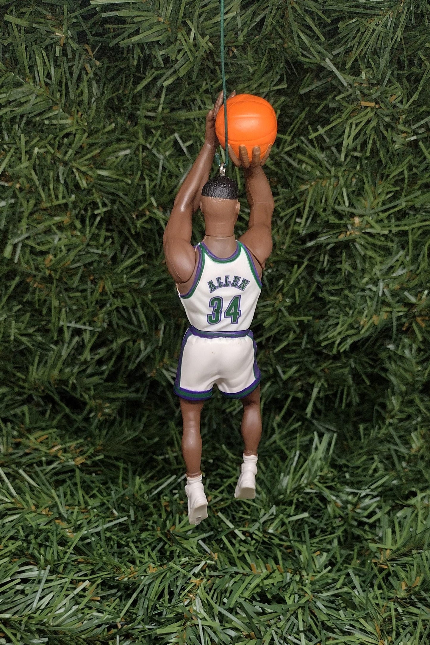 MILWAUKEE BUCKS Christmas ornament Vin Baker/Glenn Robinson xmas tree nba basketball figure unique gift idea Buck ornaments