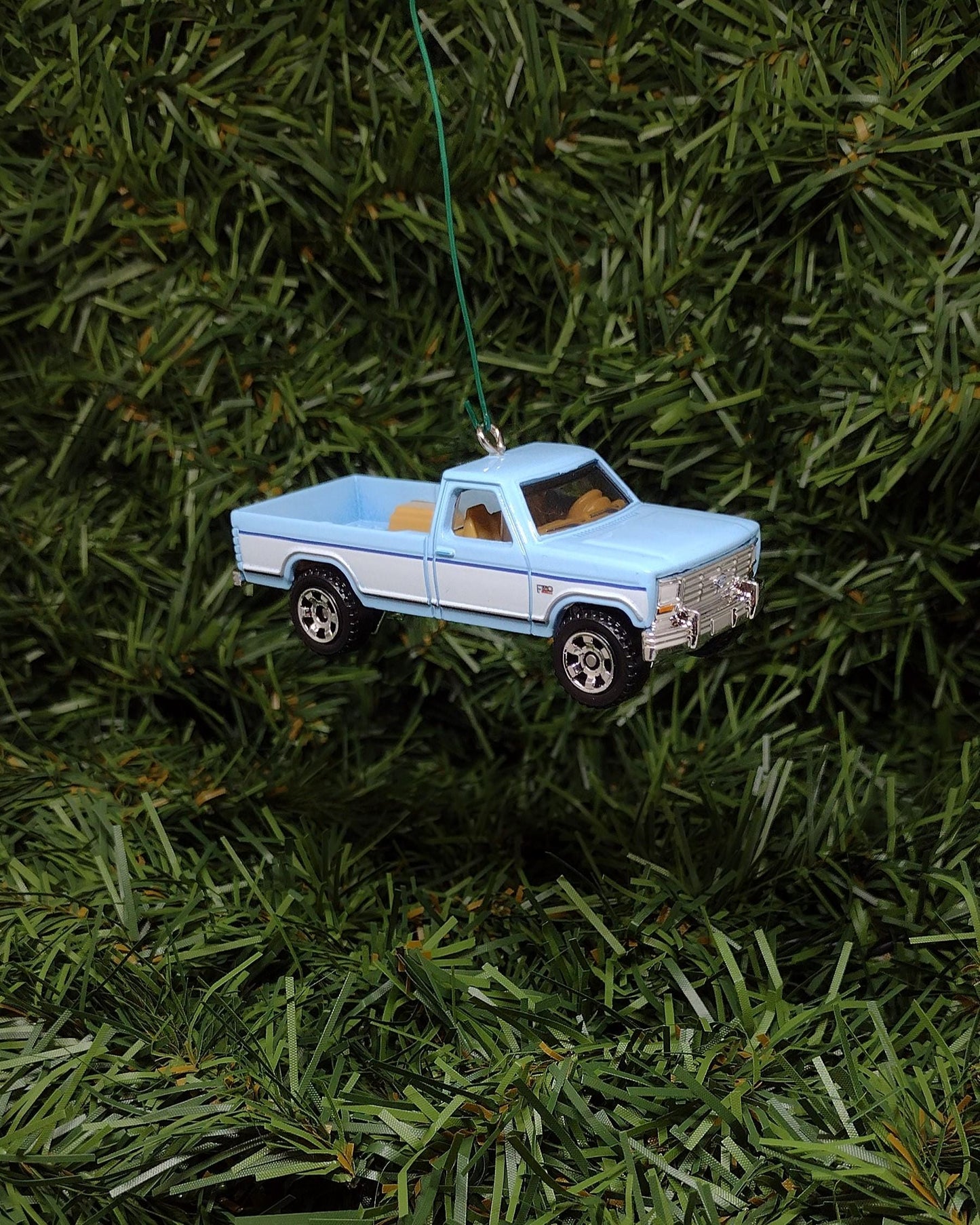 Ford F-150 Christmas Ornament 1986 F150 Pickup Truck Unique Gift Idea Xmas Tree Decoration 3 inch 1980 1981 1982 1983 1984 1985