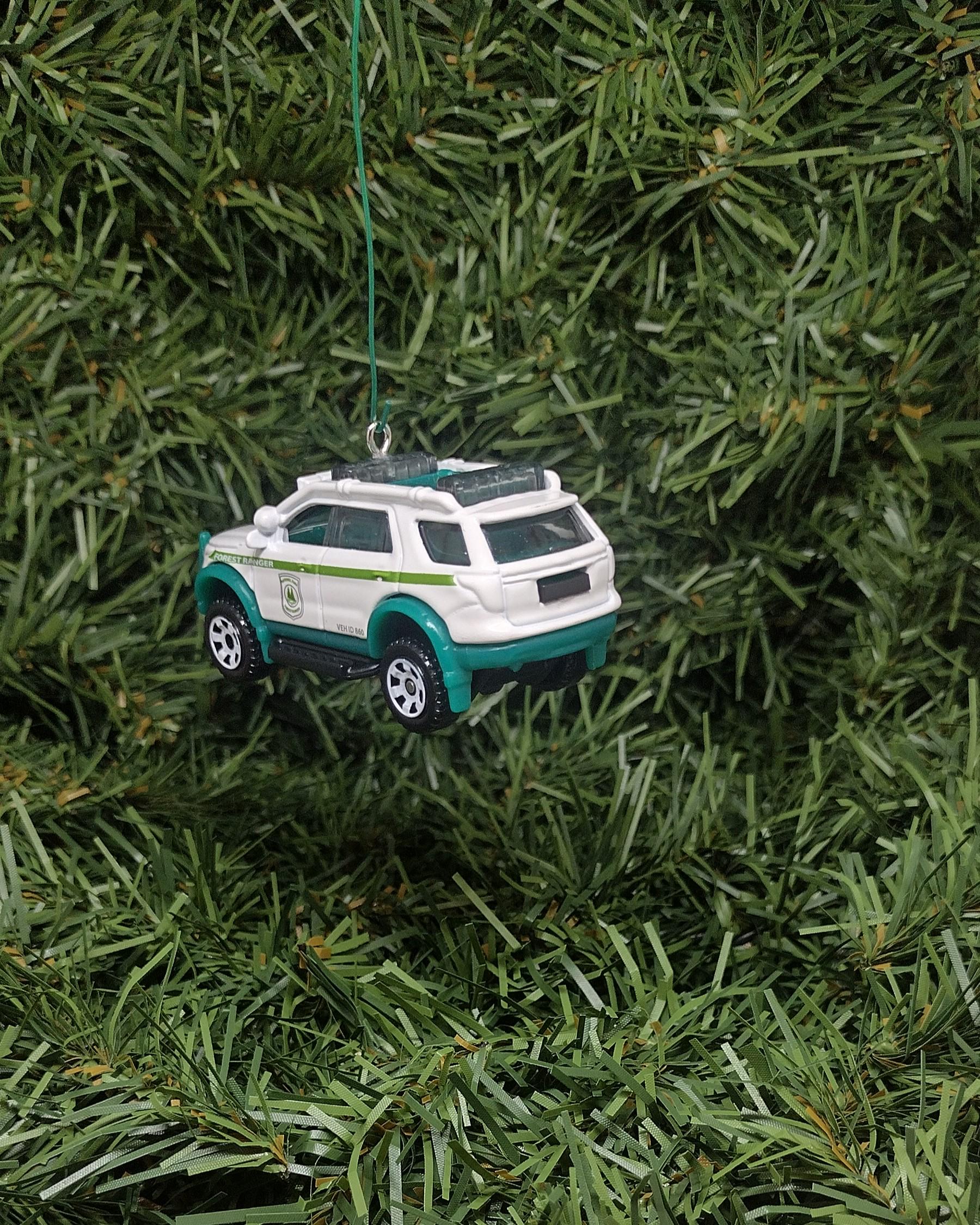 FORD EXPLORER Forest Ranger Ornament Christmas Tree Decoration Unique Gift idea 4x4 suv