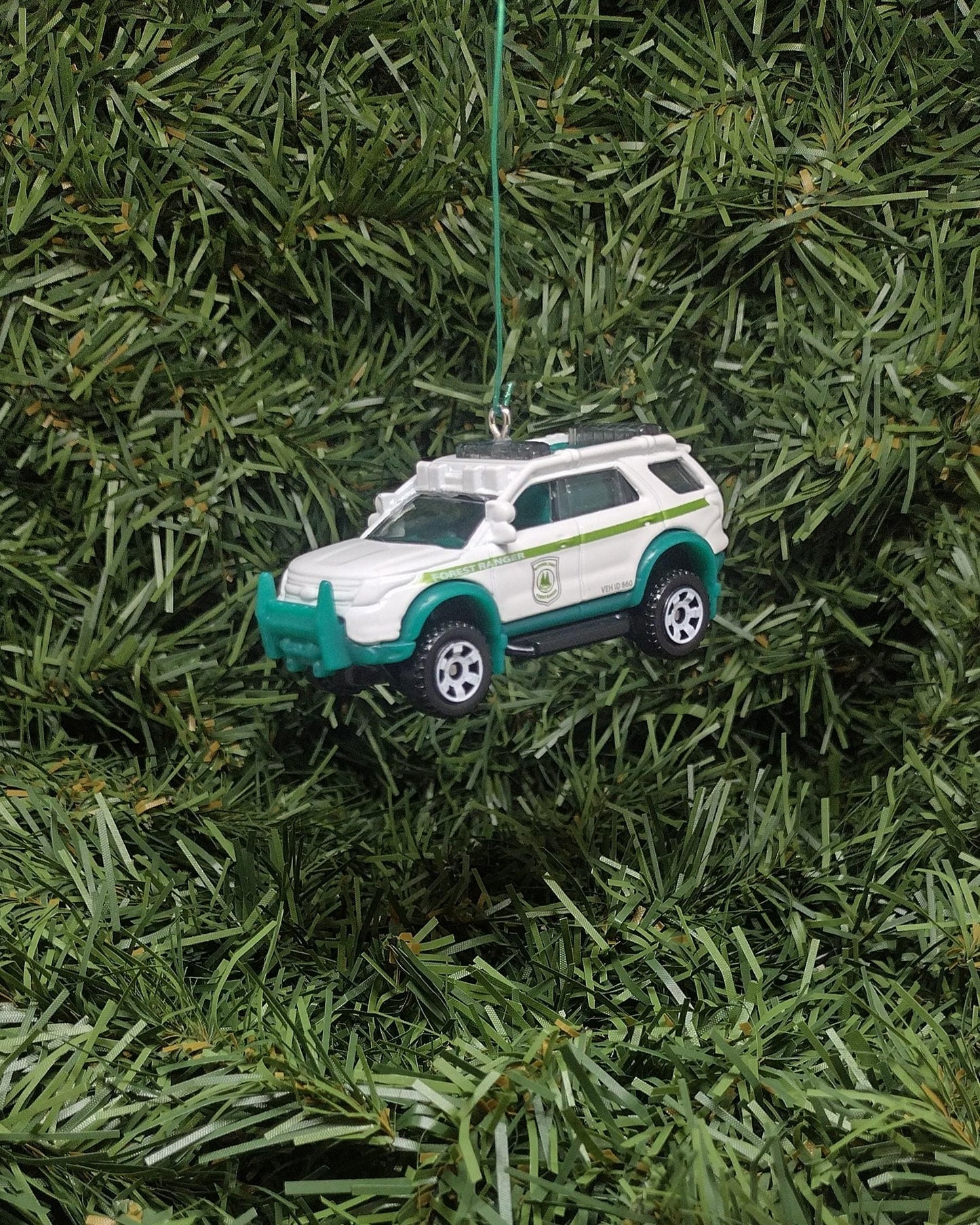 FORD EXPLORER Forest Ranger Ornament Christmas Tree Decoration Unique Gift idea 4x4 suv