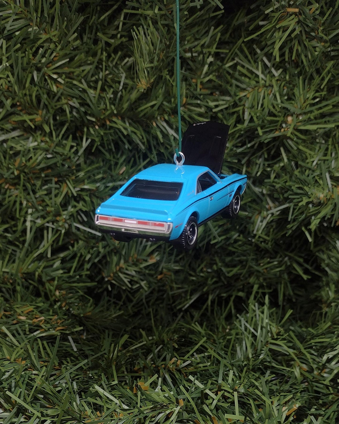 AMC 1970 JAVELIN Christmas Ornament Unique Gift Idea Xmas Tree Decoration Muscle Car Hood Opens