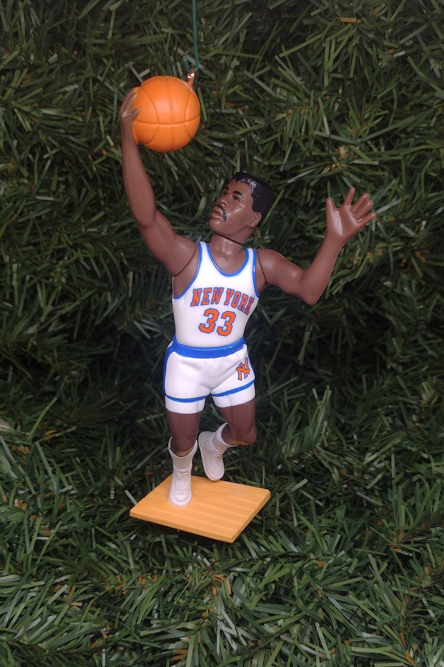 Patrick Ewing NEW YORK KNICKS Christmas tree ornament xmas nba basketball figure unique gift idea Knick ornaments