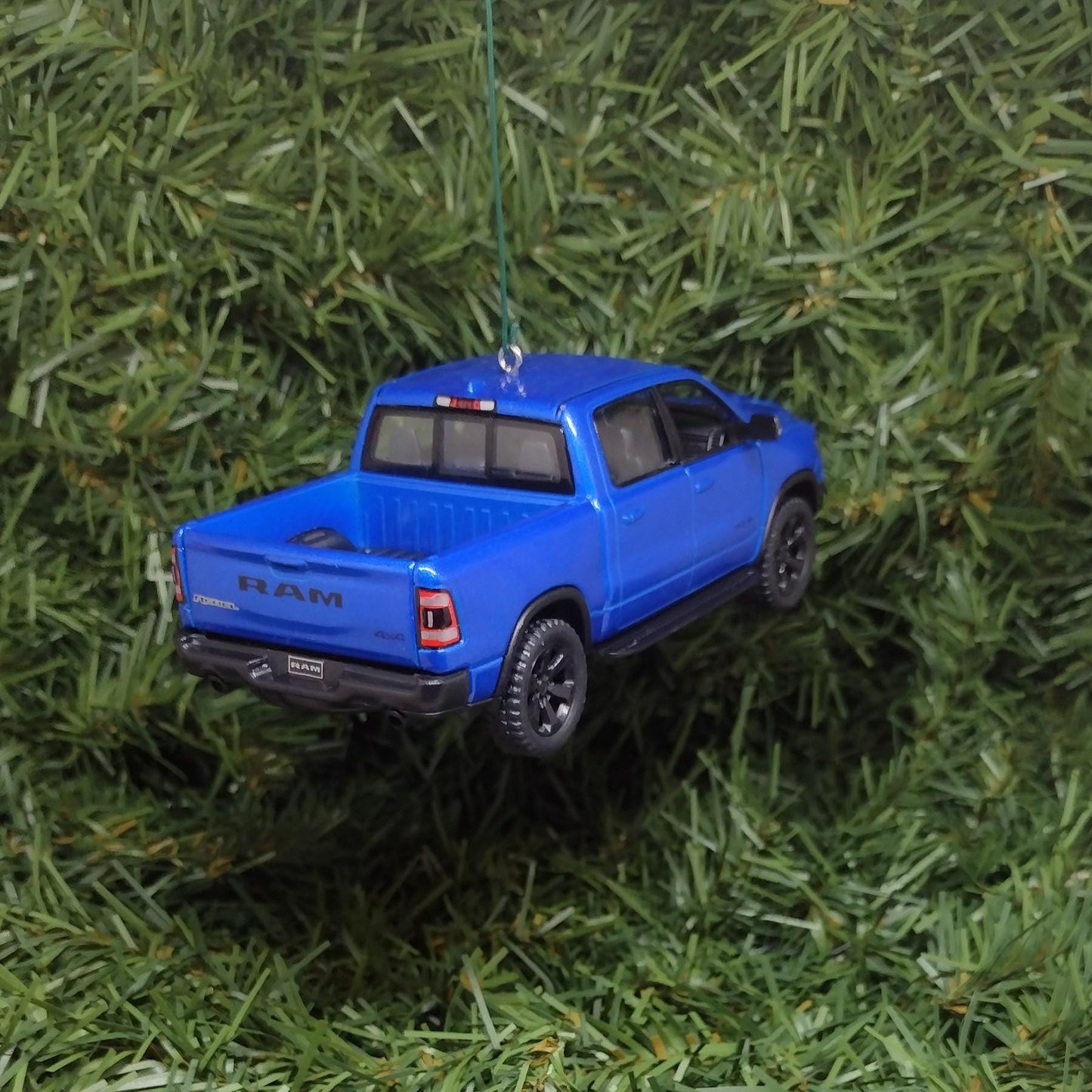 DODGE RAM 1500 Ornament 2019 Christmas Gift Idea Unique Xmas Tree Decoration 4x4 Pickup Truck doors open Blue