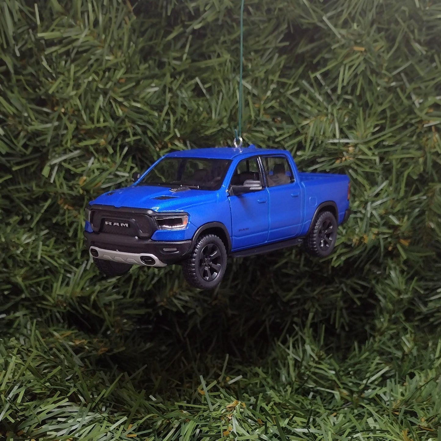 DODGE RAM 1500 Ornament 2019 Christmas Gift Idea Unique Xmas Tree Decoration 4x4 Pickup Truck doors open Blue