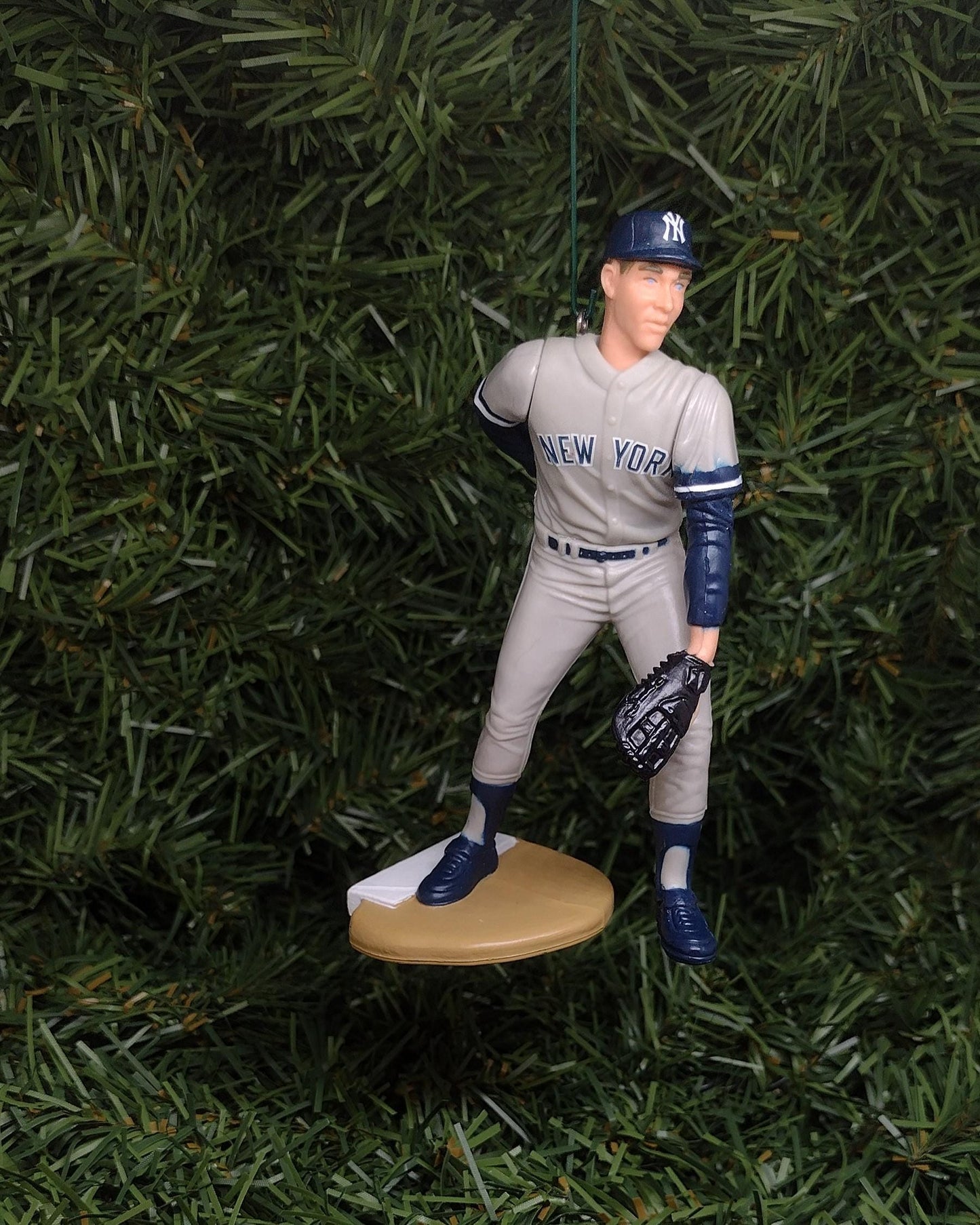 NEW YORK YANKEES Christmas tree ornament David Cone baseball xmas figure unique gift idea perfect game in 1999