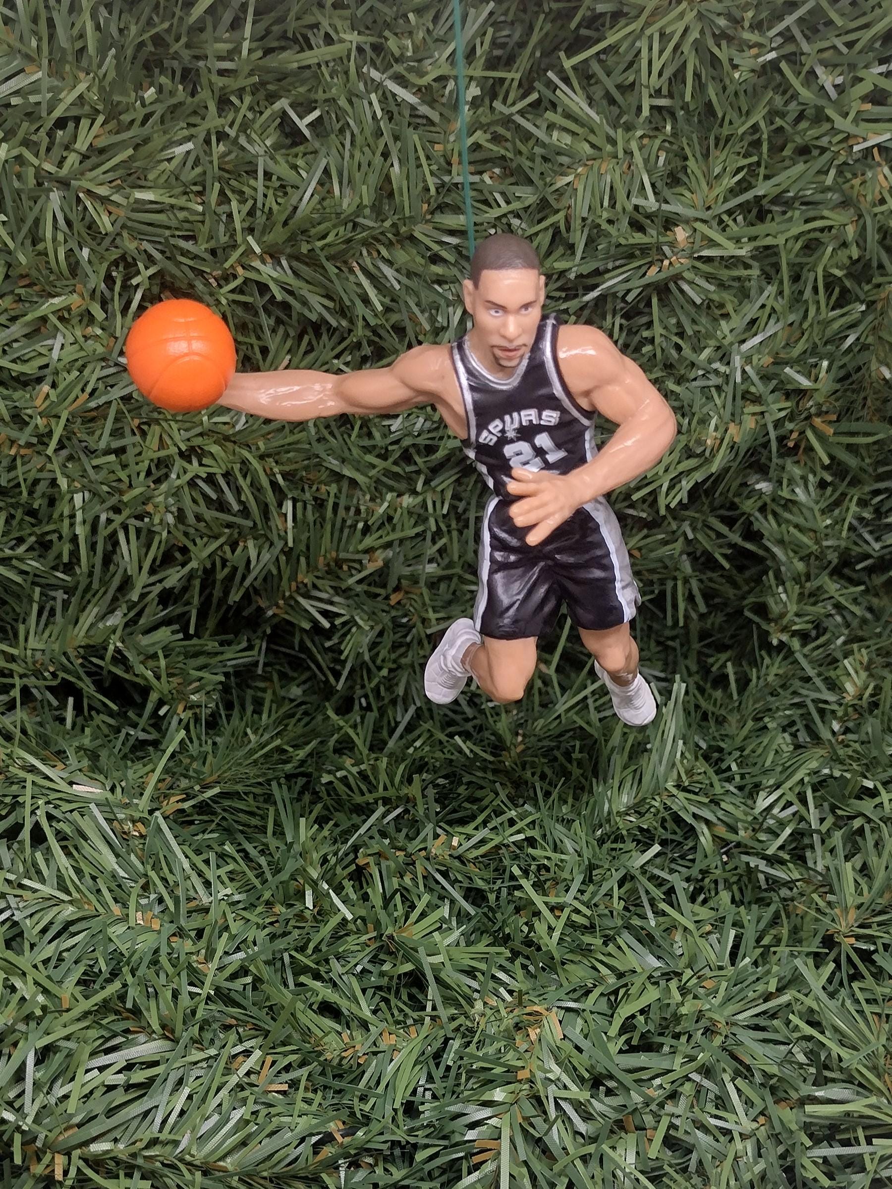 Tim Duncan SAN ANTONIO SPURS Christmas ornament xmas tree nba basketball figure unique gift idea spur ornaments