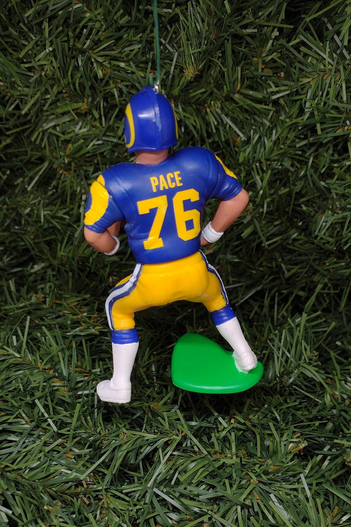 Orlando Pace LOS ANGELES RAMS Christmas tree ornament xmas nfl football figure unique gift idea