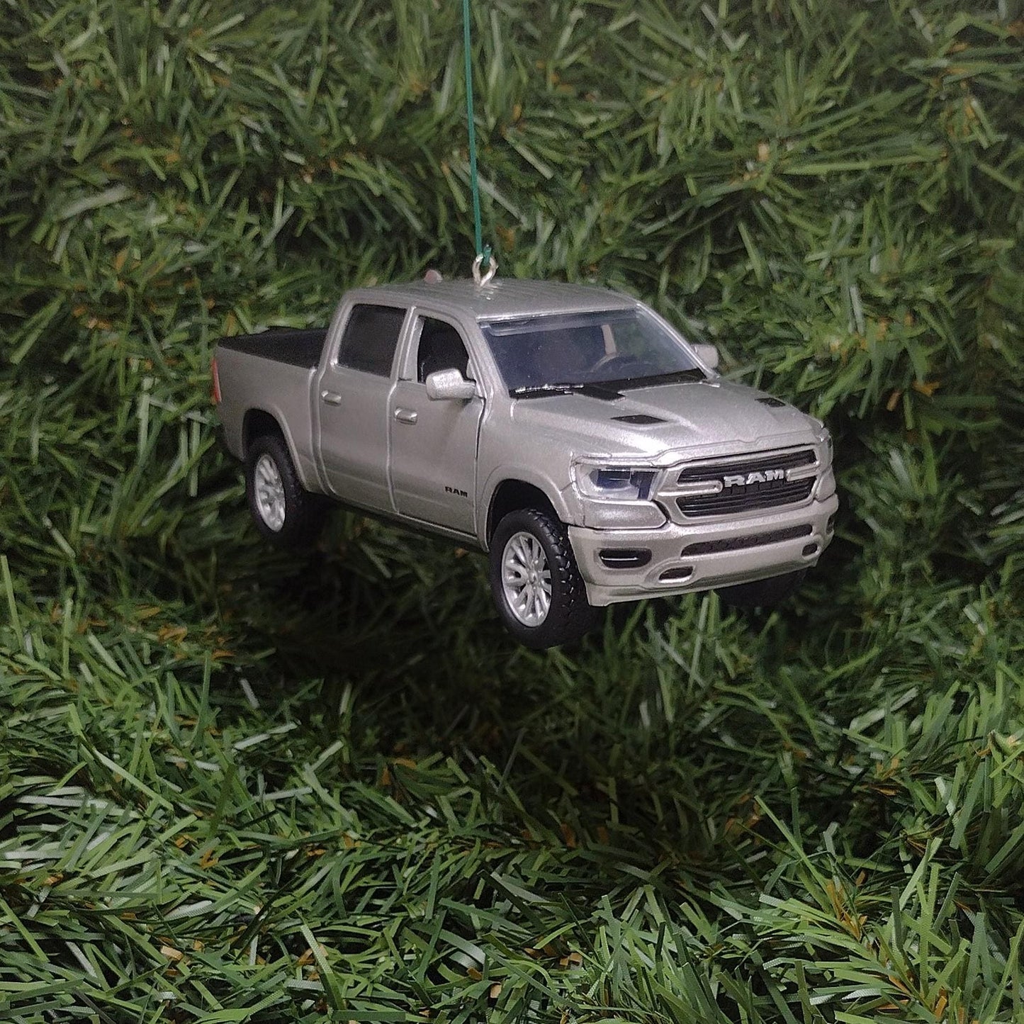 DODGE RAM 1500 Ornament 2019 Christmas Gift Idea Unique Xmas Tree Decoration 4x4 Pickup Truck doors open Silver