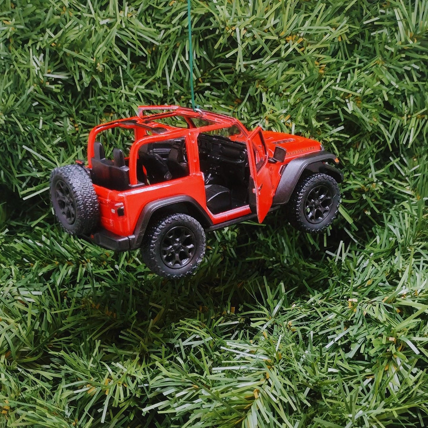 JEEP Wrangler Christmas Ornament OPEN TOP Gift Idea Fun Xmas tree Decoration 5 inch 2018 red