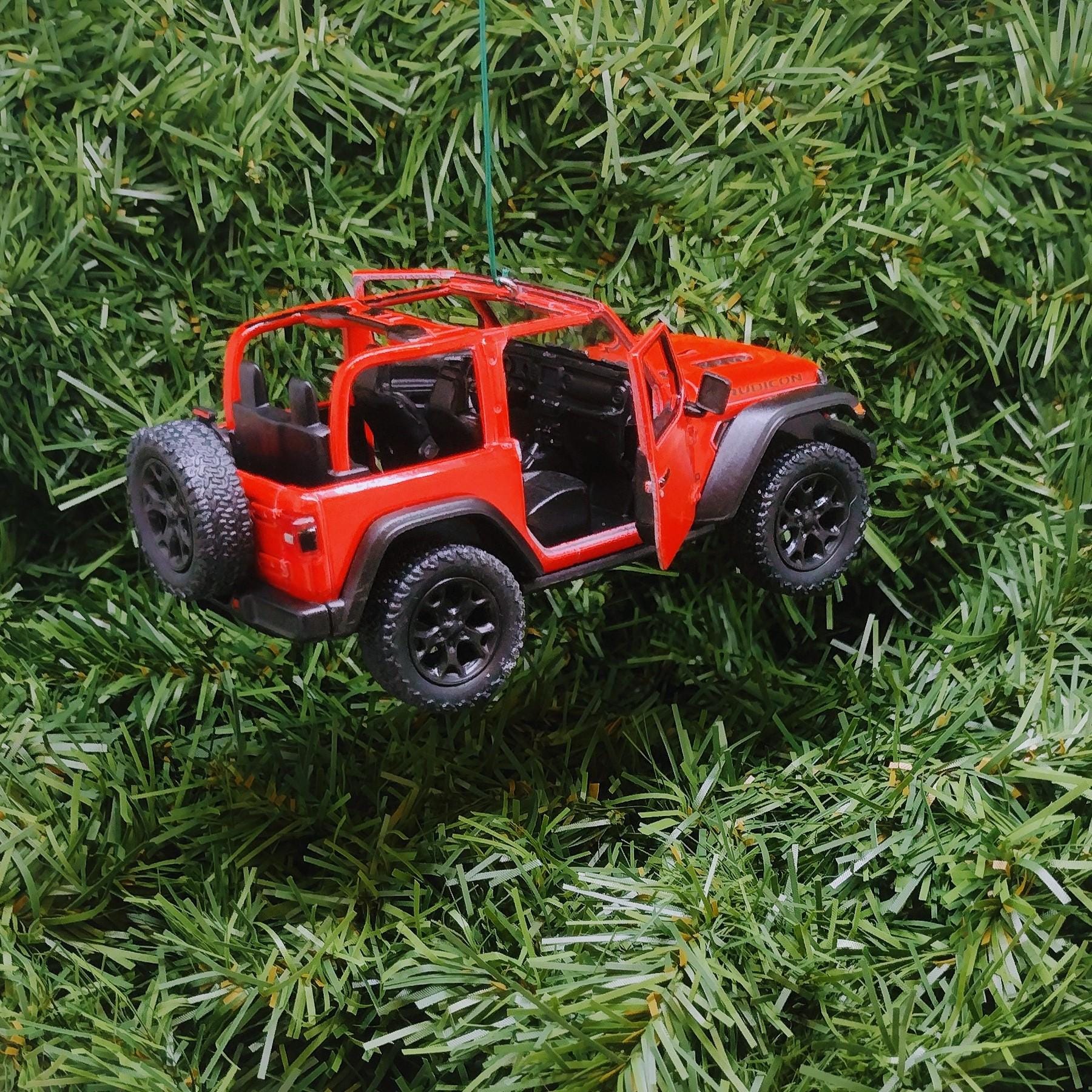 JEEP Wrangler Christmas Ornament OPEN TOP Gift Idea Fun Xmas tree Decoration 5 inch 2018 red