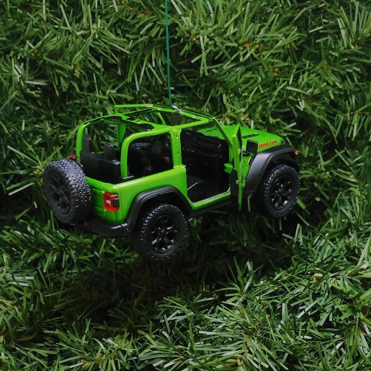 JEEP Wrangler Christmas Ornament OPEN TOP Gift Idea Fun Xmas tree Decoration 5 inch 2018 green