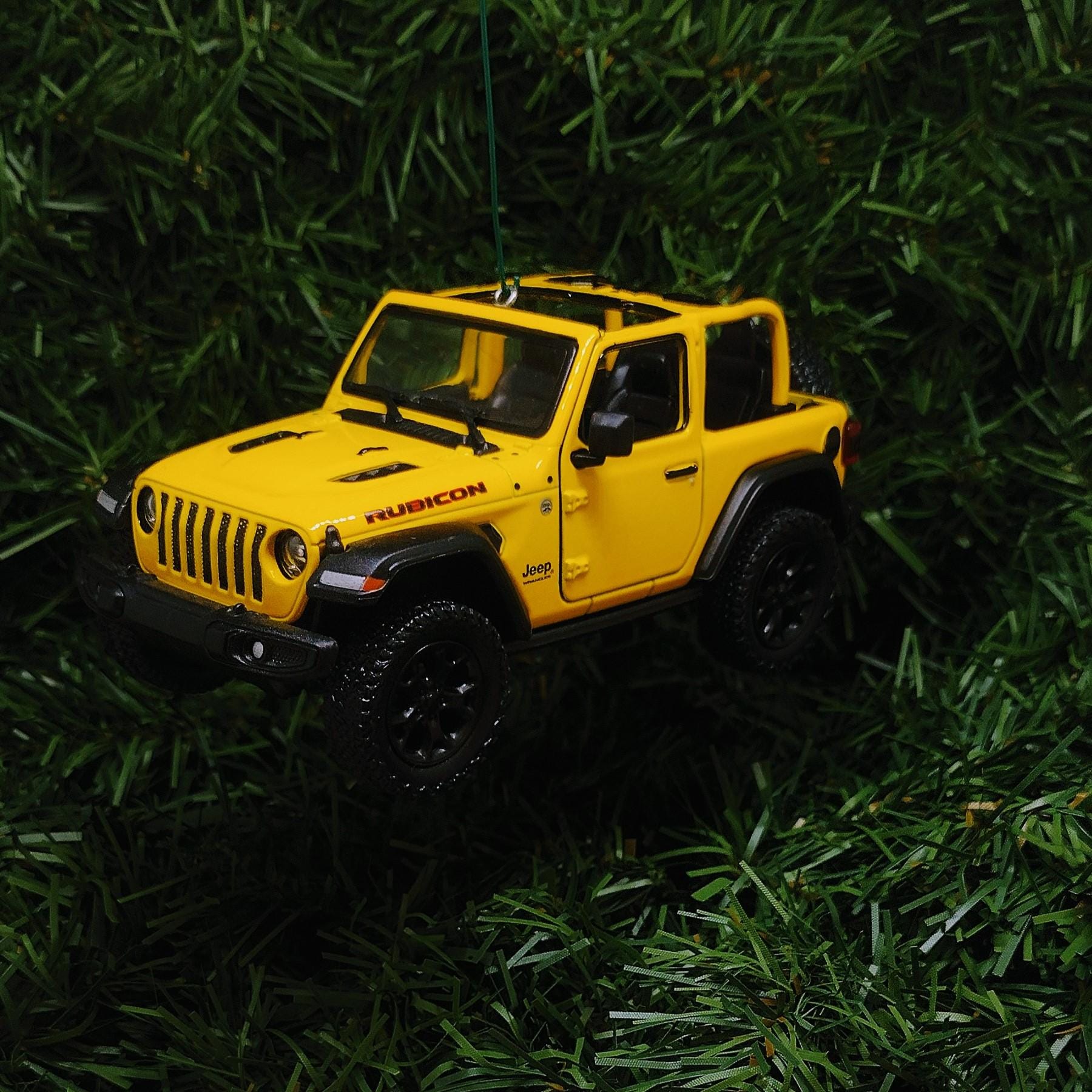 JEEP Wrangler Christmas Ornament OPEN TOP Gift Idea Fun Xmas tree Decoration 5 inch 2018 yellow
