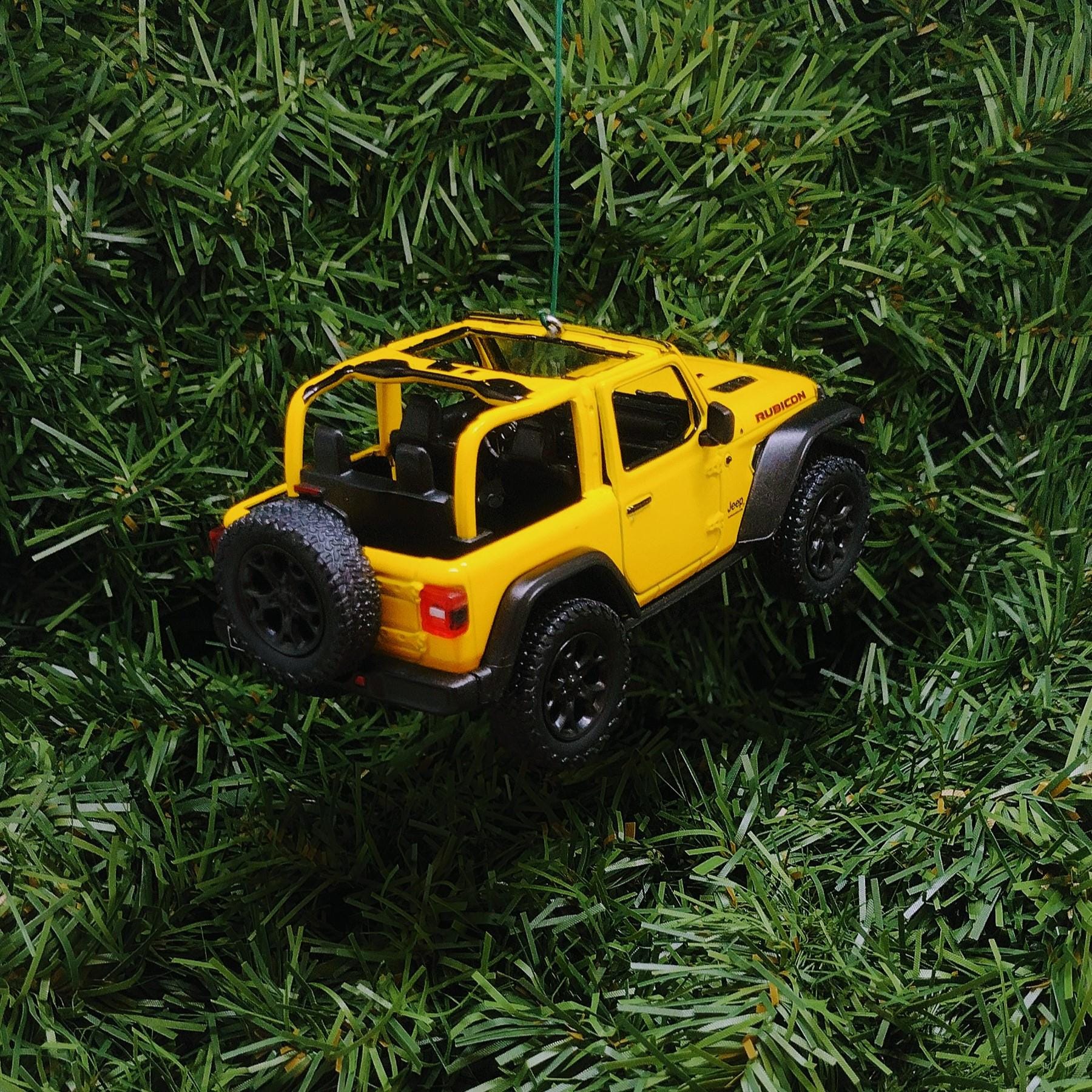 JEEP Wrangler Christmas Ornament OPEN TOP Gift Idea Fun Xmas tree Decoration 5 inch 2018 yellow