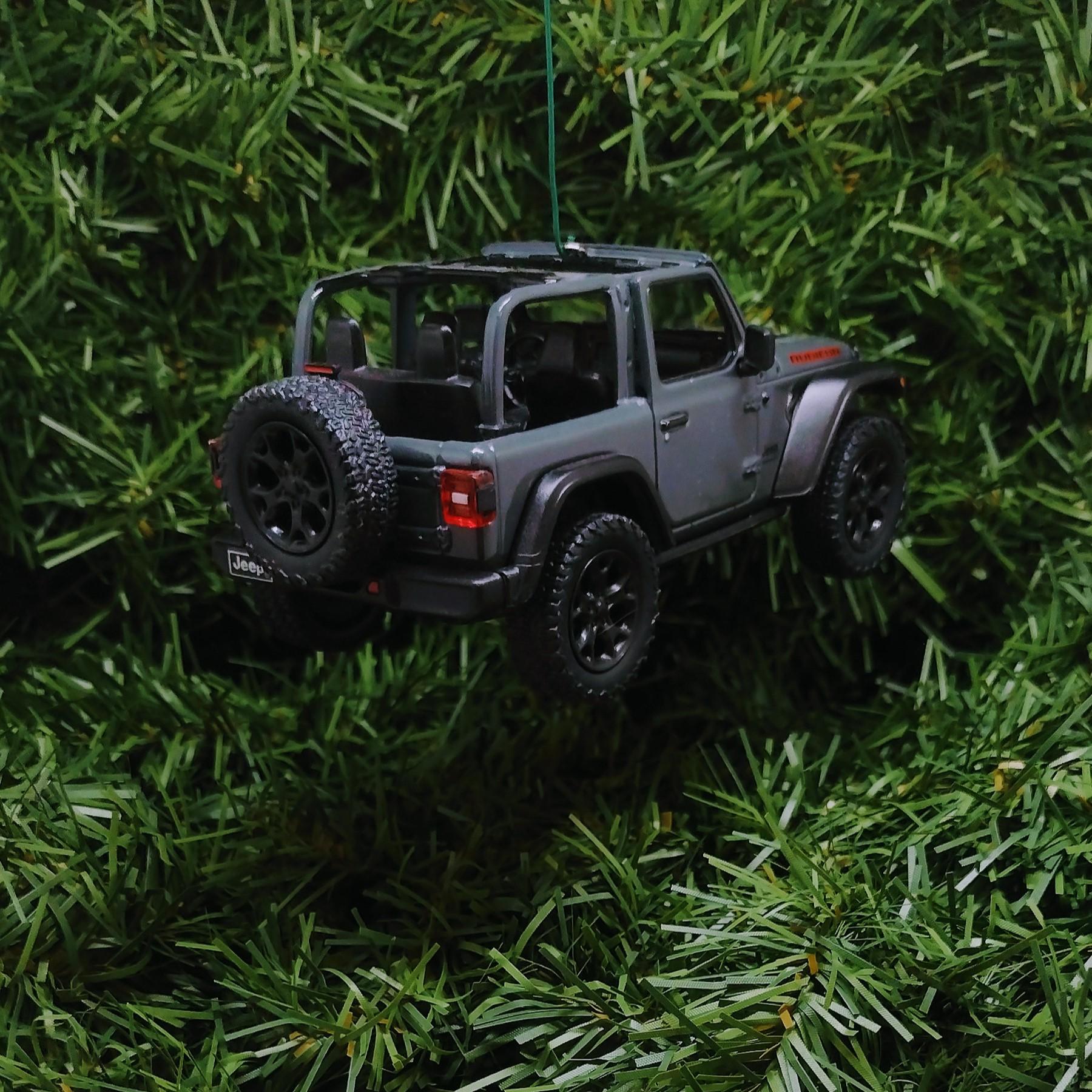 JEEP Wrangler Christmas Ornament OPEN TOP Gift Idea Fun Xmas tree Decoration 5 inch 2018 dark grey gray