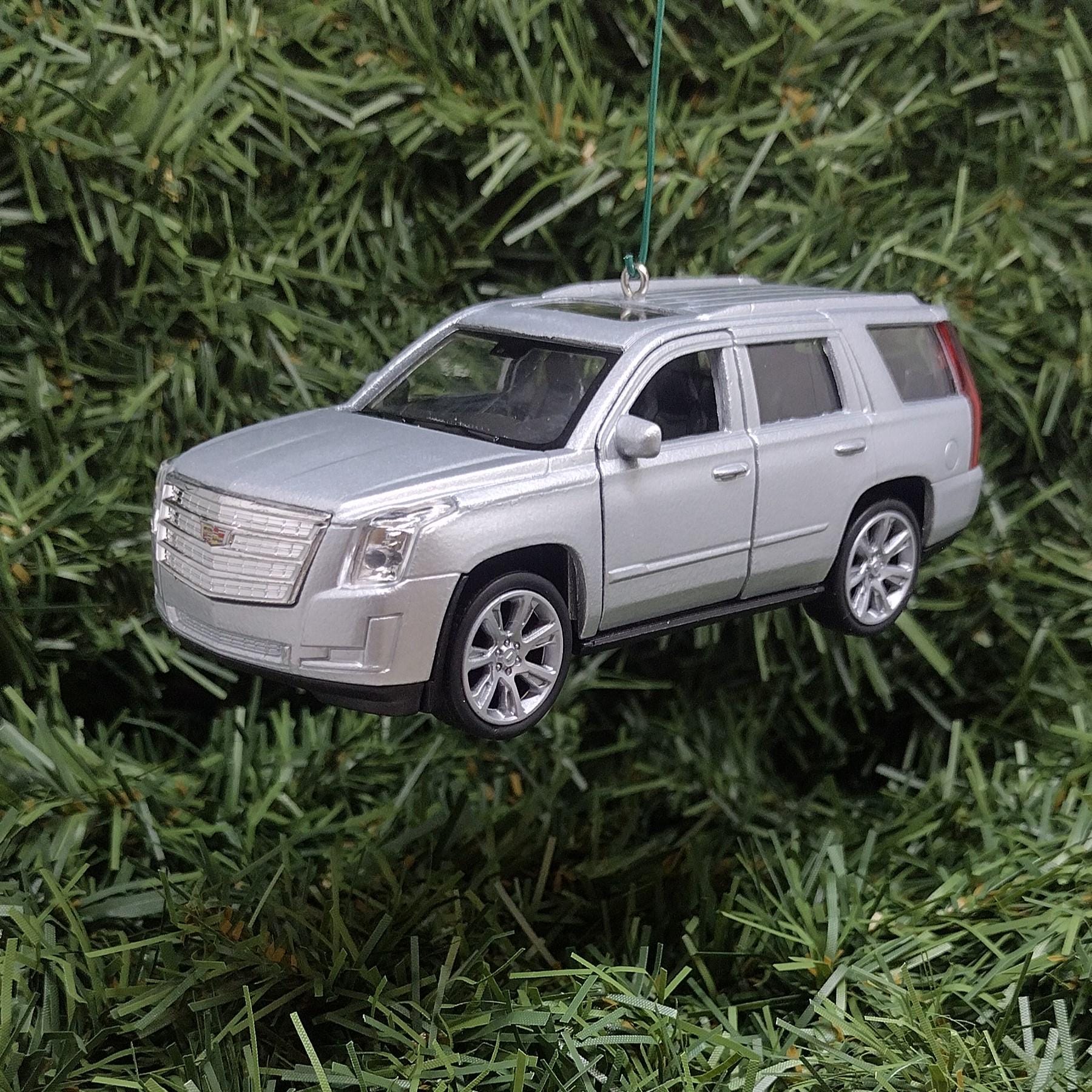 CADILLAC ESCALADE Ornament 2017 Christmas Tree Decoration Unique Xmas Gift Idea 5 inches long Silver Caddy 2015 - 2020