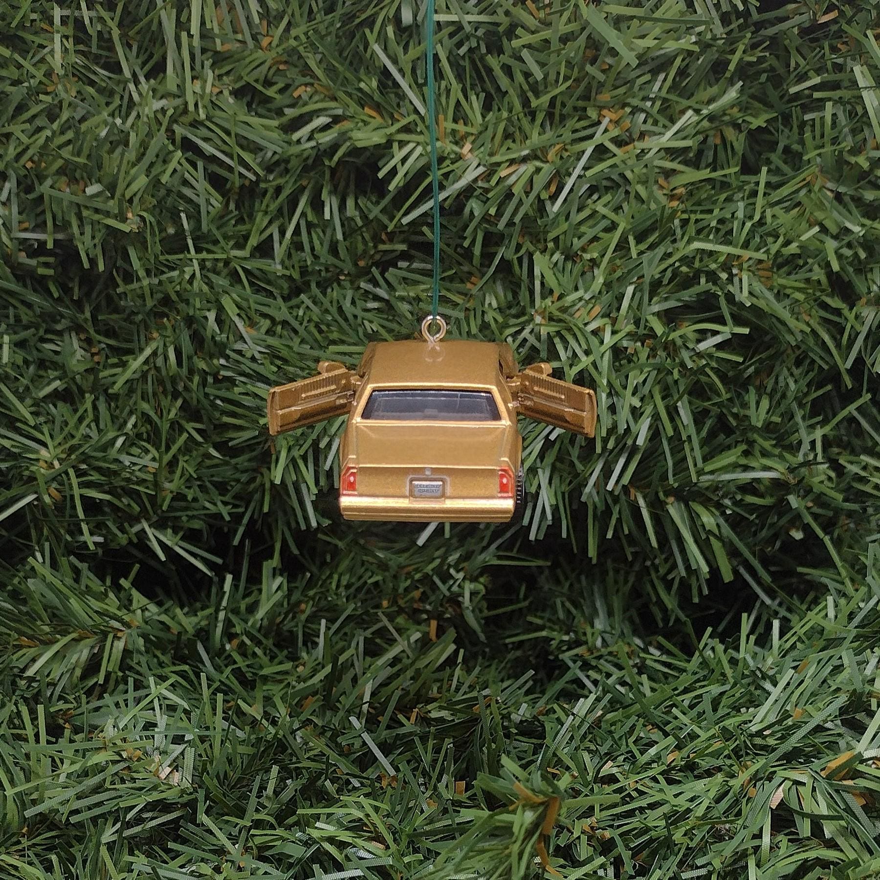 Chevy 1988 MONTE CARLO LS Ornament Christmas Tree Decoration Chevrolet Unique Xmas Gift Idea Nice Detail Doors Open