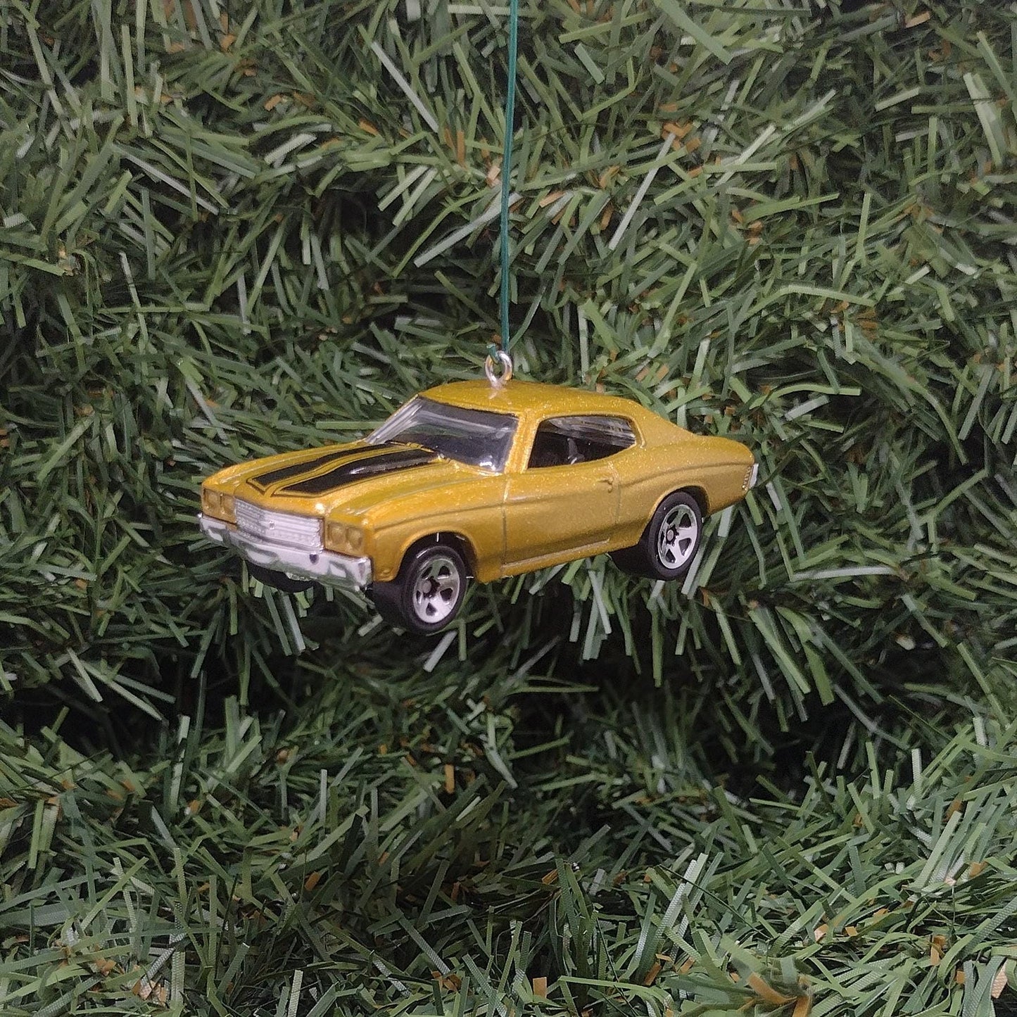 Chevy Chevelle SS 1970 Ornament Christmas tree decoration fun gift for car enthusiast Chevrolet unique xmas gift idea