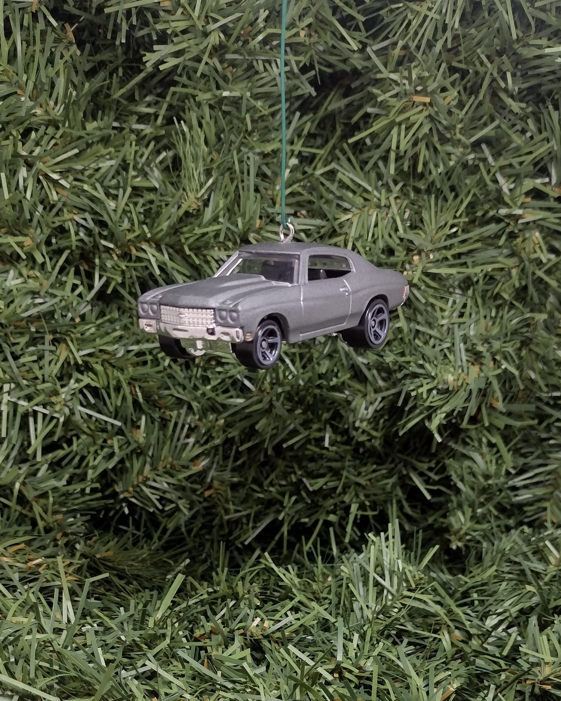 Chevy Chevelle SS 1970 Ornament Christmas Tree Decoration Fun Gift For Car Enthusiast Chevrolet Unique Xmas Gift Idea Flat Gray
