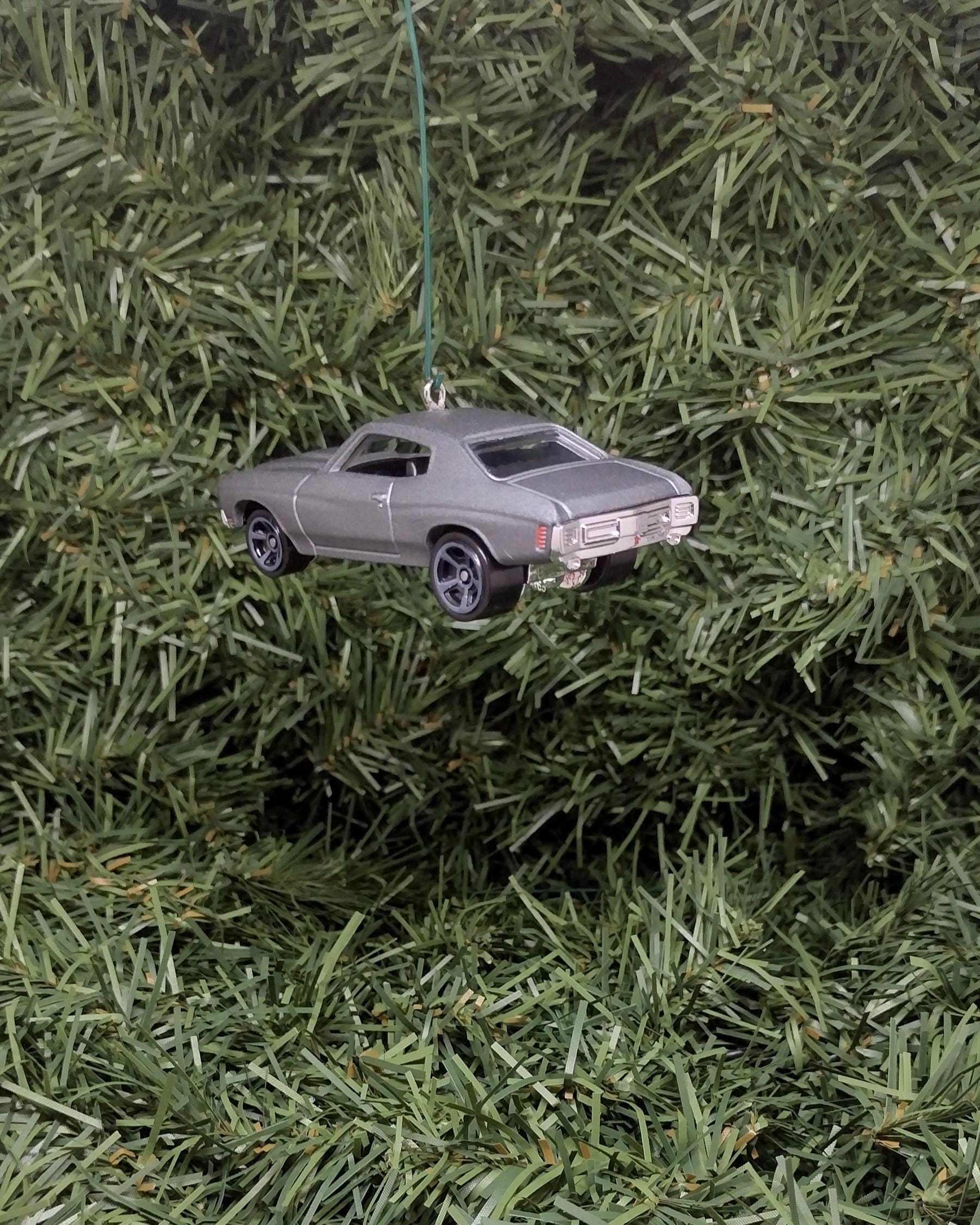 Chevy Chevelle SS 1970 Ornament Christmas Tree Decoration Fun Gift For Car Enthusiast Chevrolet Unique Xmas Gift Idea Flat Gray