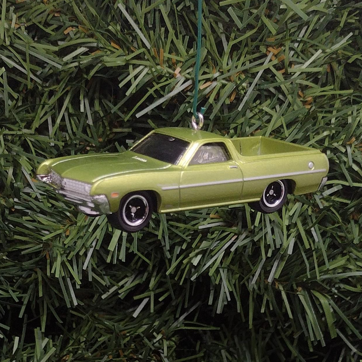 Ford Ranchero Ornament Christmas Gift 1970 Unique Car Xmas Tree Decoration Green Blue