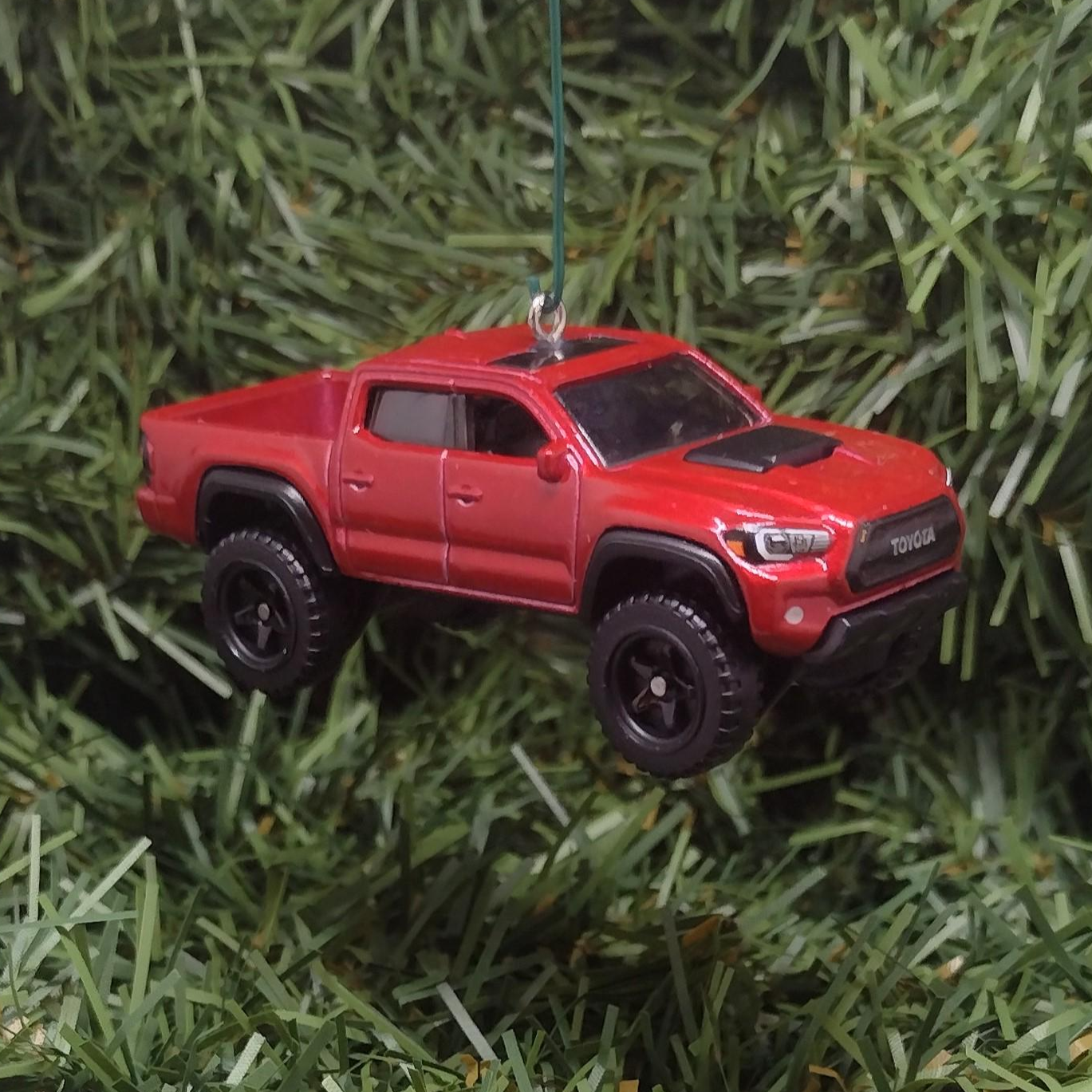 TOYOTA TACOMA Ornament 2020 Christmas Tree Decoration Xmas Gift Pickup Truck
