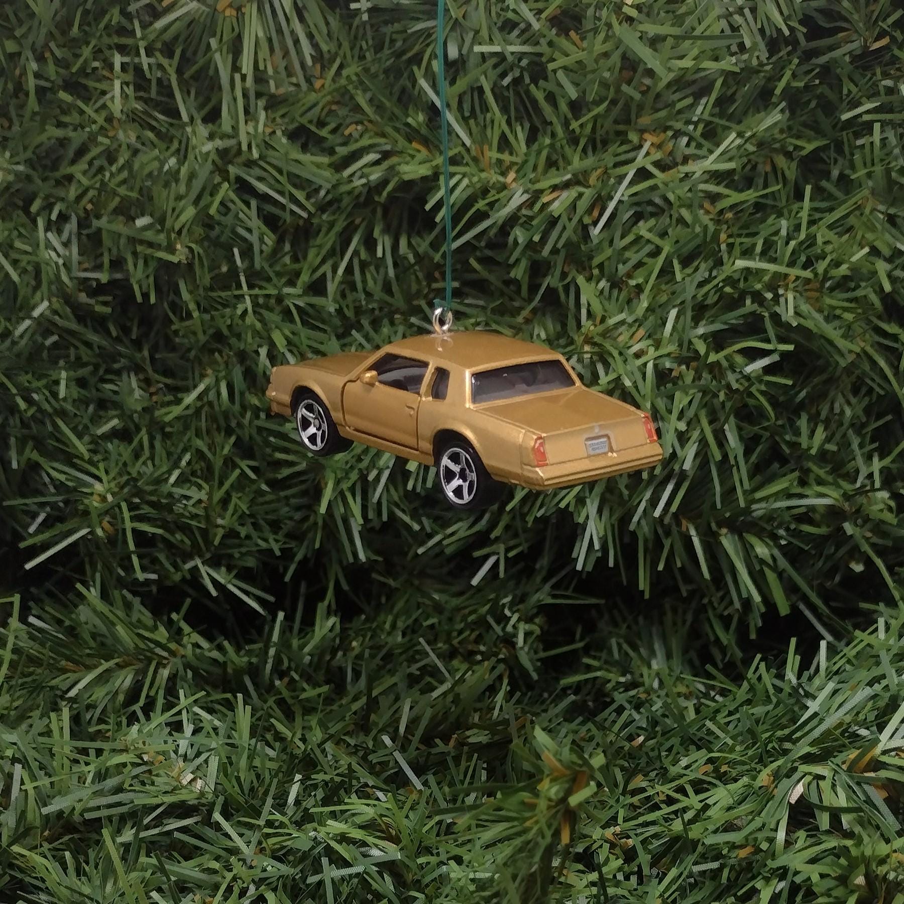 Chevy 1988 MONTE CARLO LS Ornament Christmas Tree Decoration Chevrolet Unique Xmas Gift Idea Nice Detail Doors Open