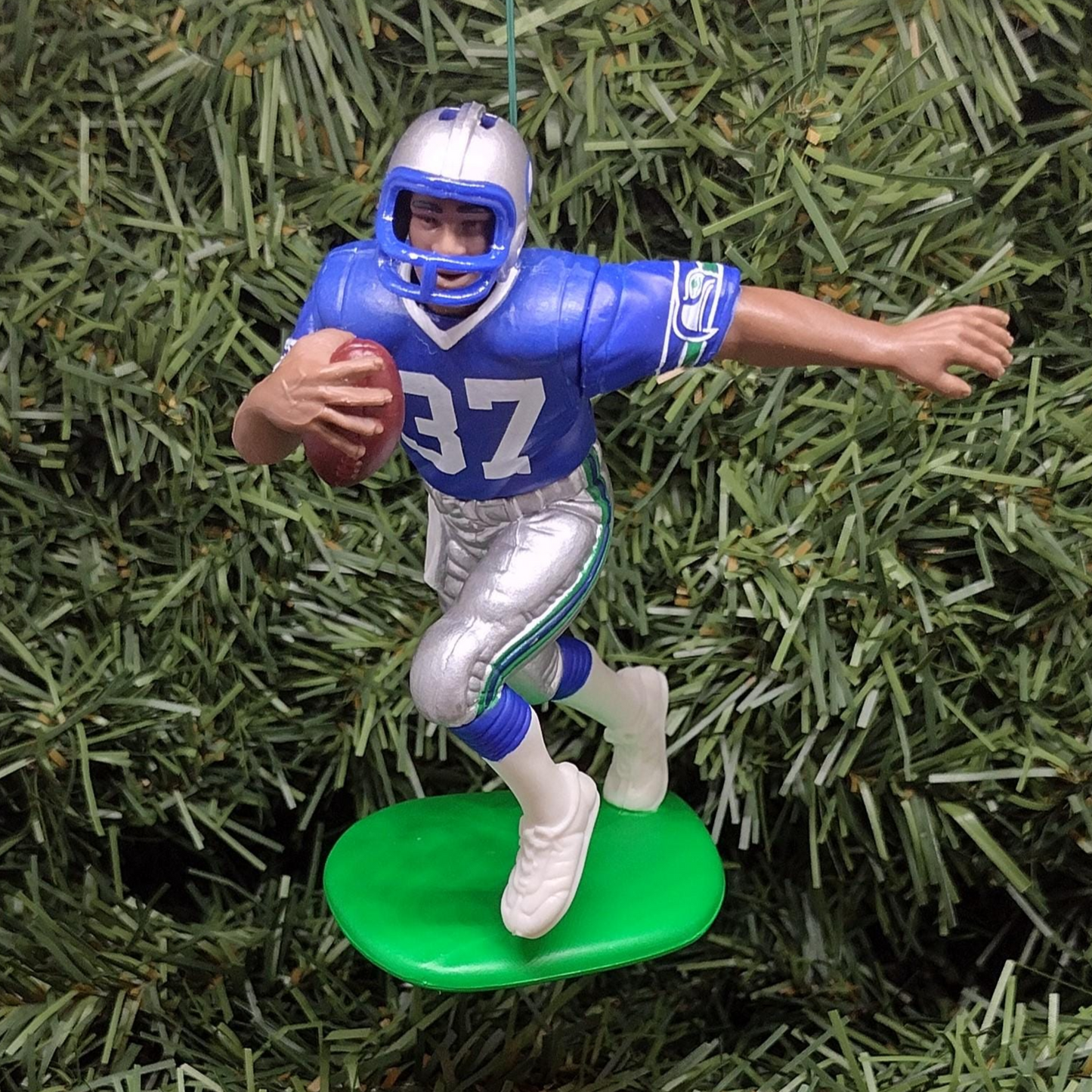 Seattle Seahawks Ornament Christmas Gift Idea Shaun Alexander Unique Xmas Tree Decoration NFL Football Figure