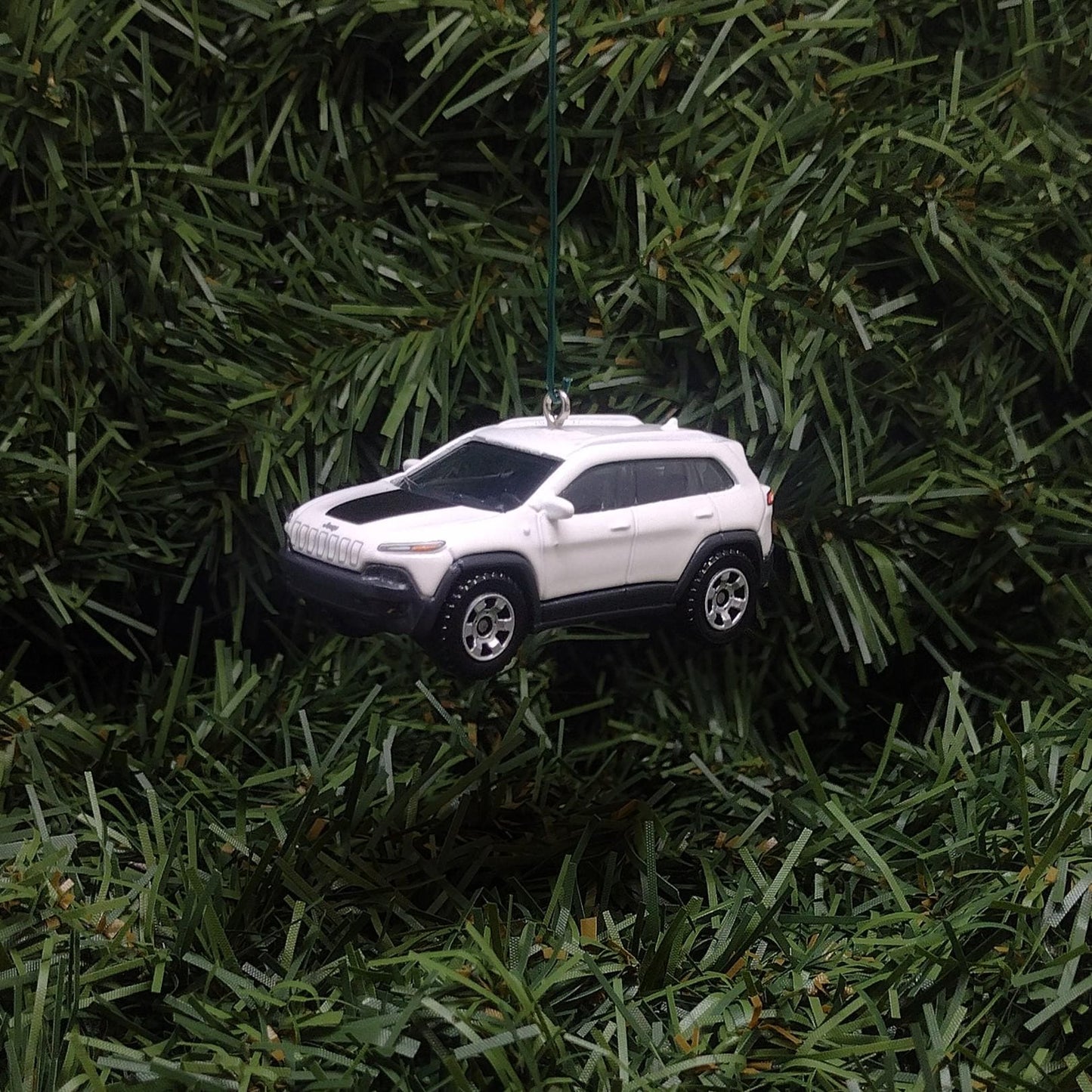 JEEP CHEROKEE Ornament Christmas gift Xmas Tree Decoration 2014 Trailhawk White