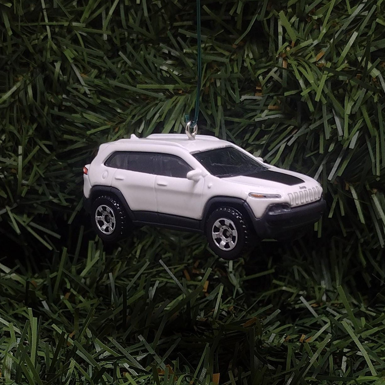 JEEP CHEROKEE Ornament Christmas gift Xmas Tree Decoration 2014 Trailhawk White