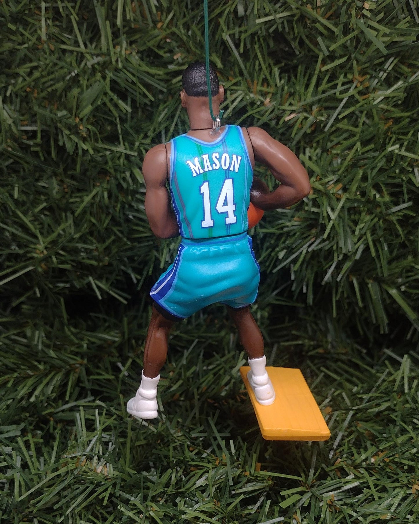 CHARLOTTE HORNETS Christmas Ornaments Larry Johnson Muggsy Bogues Anthony Mason Glen Rice Xmas Tree Gift