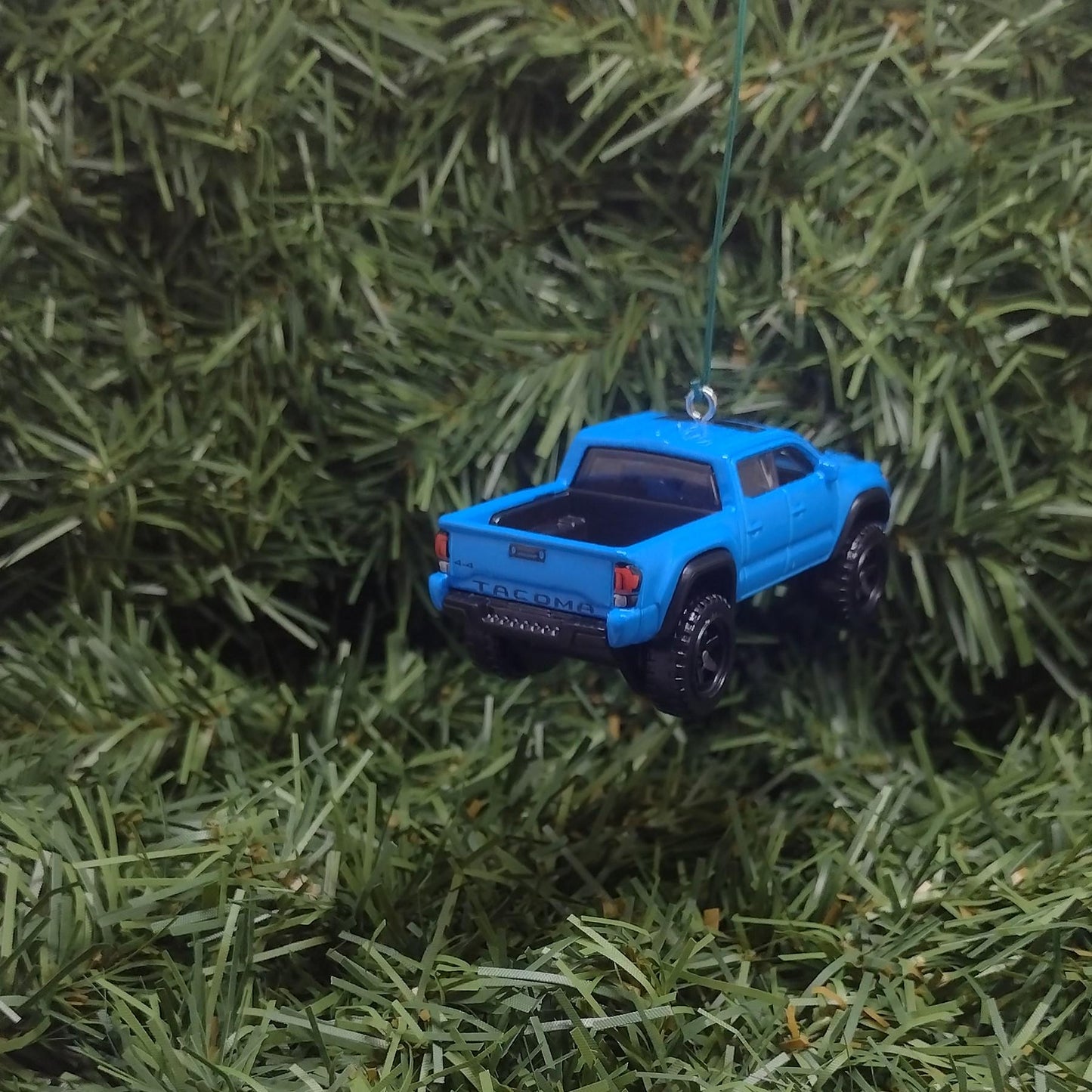 TOYOTA TACOMA Ornament 2020 Christmas Tree Decoration Xmas Gift Pickup Truck