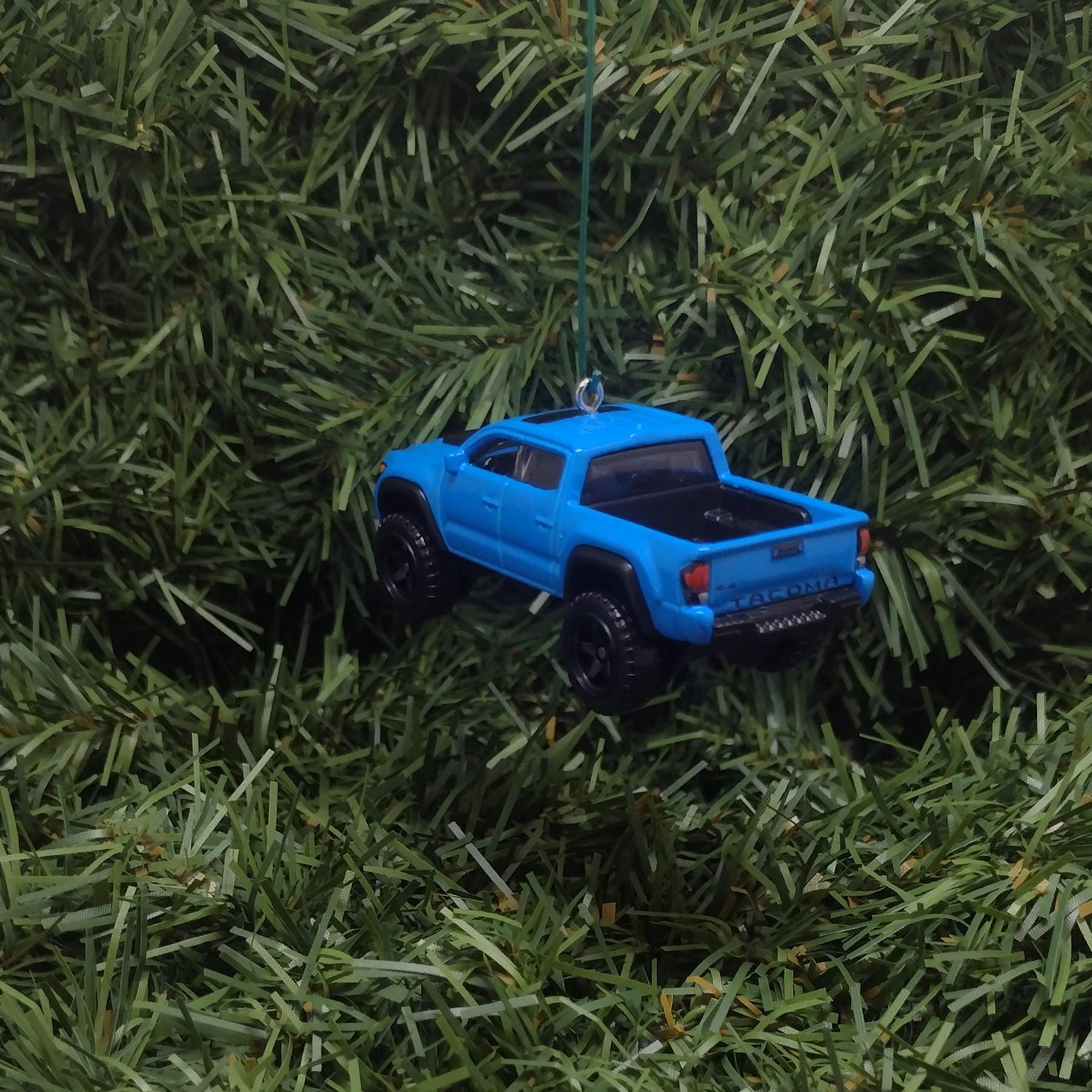 TOYOTA TACOMA Ornament 2020 Christmas Tree Decoration Xmas Gift Pickup Truck