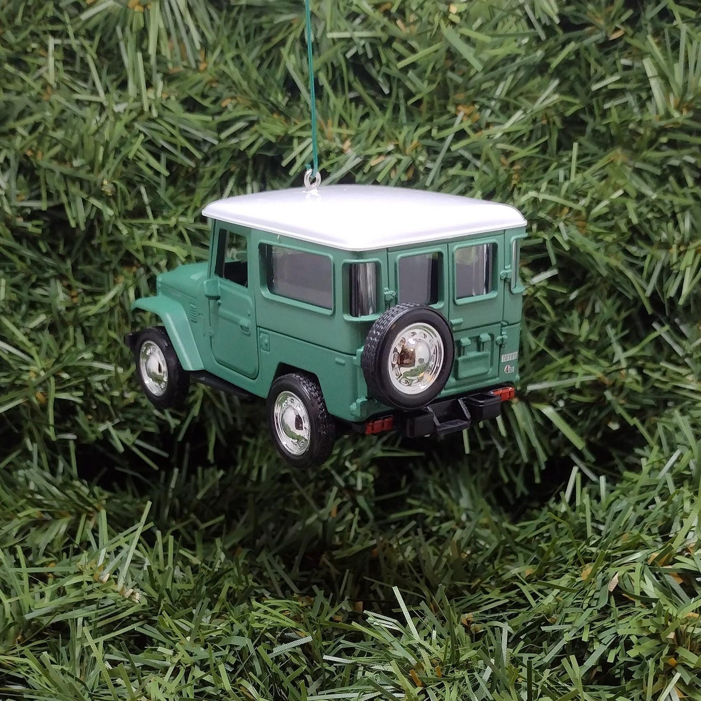 TOYOTA Land Cruiser Ornament 1960 J40 FJ40 Christmas Decoration Unique Gift 4.5 Inch Green