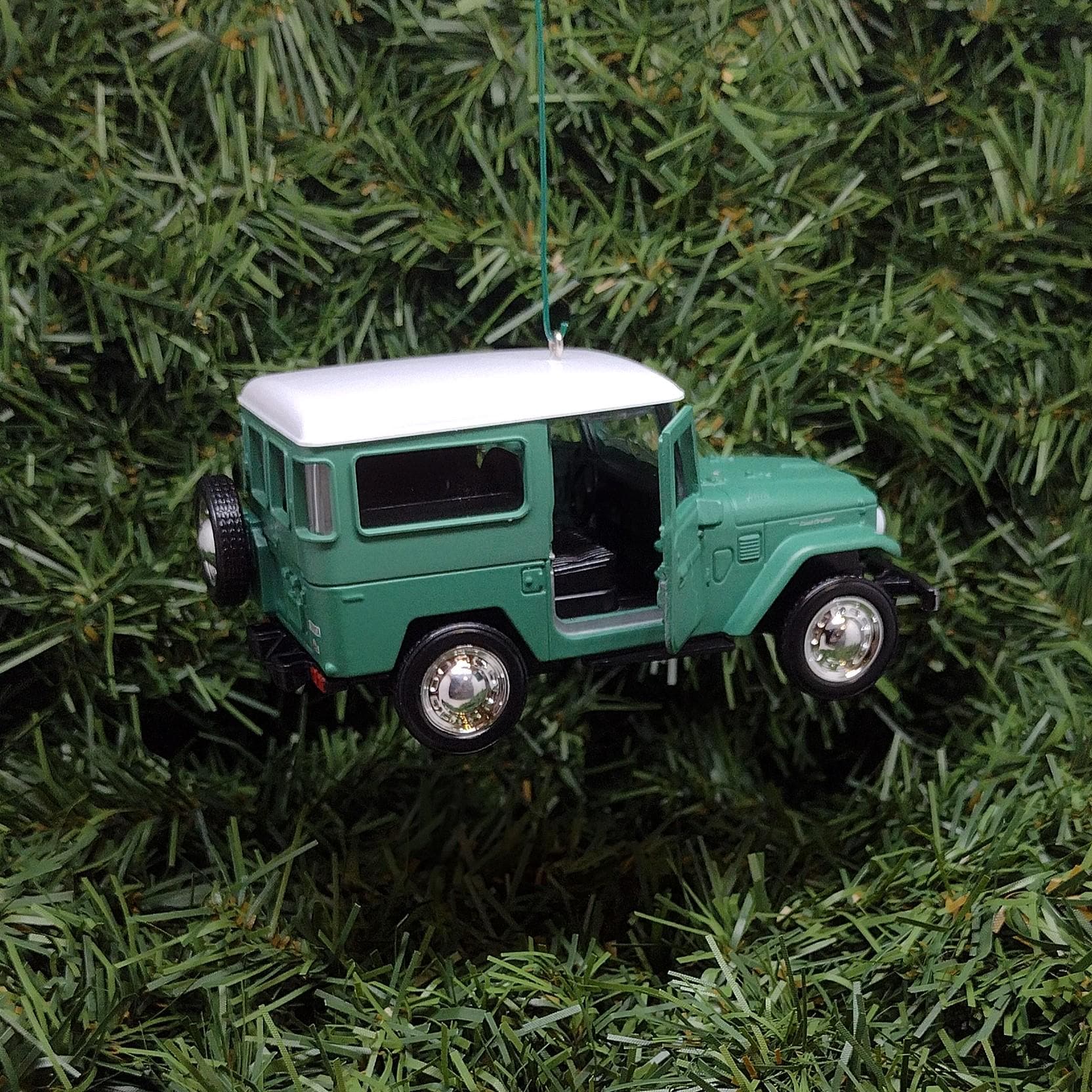 TOYOTA Land Cruiser Ornament 1960 J40 FJ40 Christmas Decoration Unique Gift 4.5 Inch Green